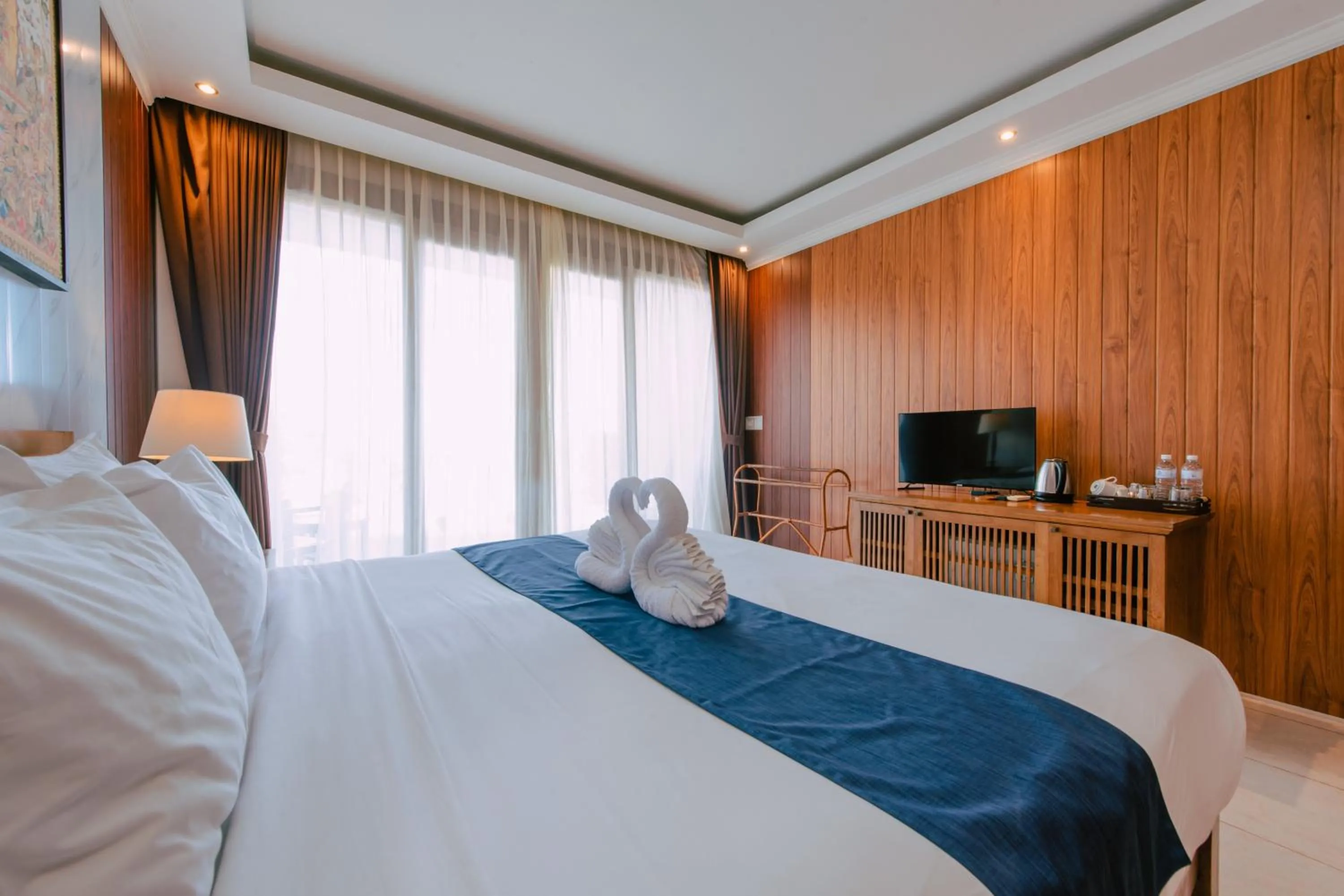 Property building, Bed in Puri Pandawa Resort