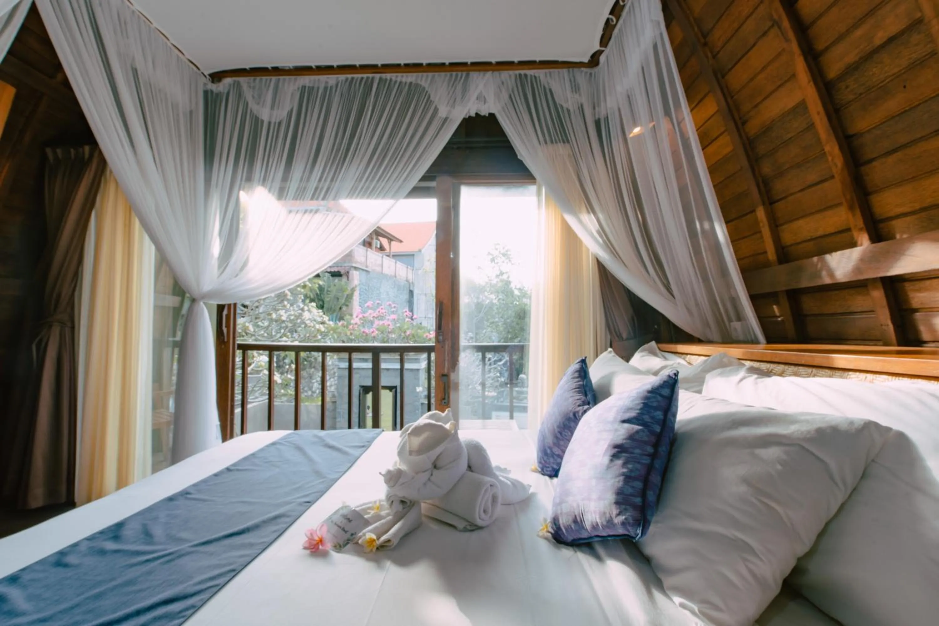 Property building, Bed in Puri Pandawa Resort