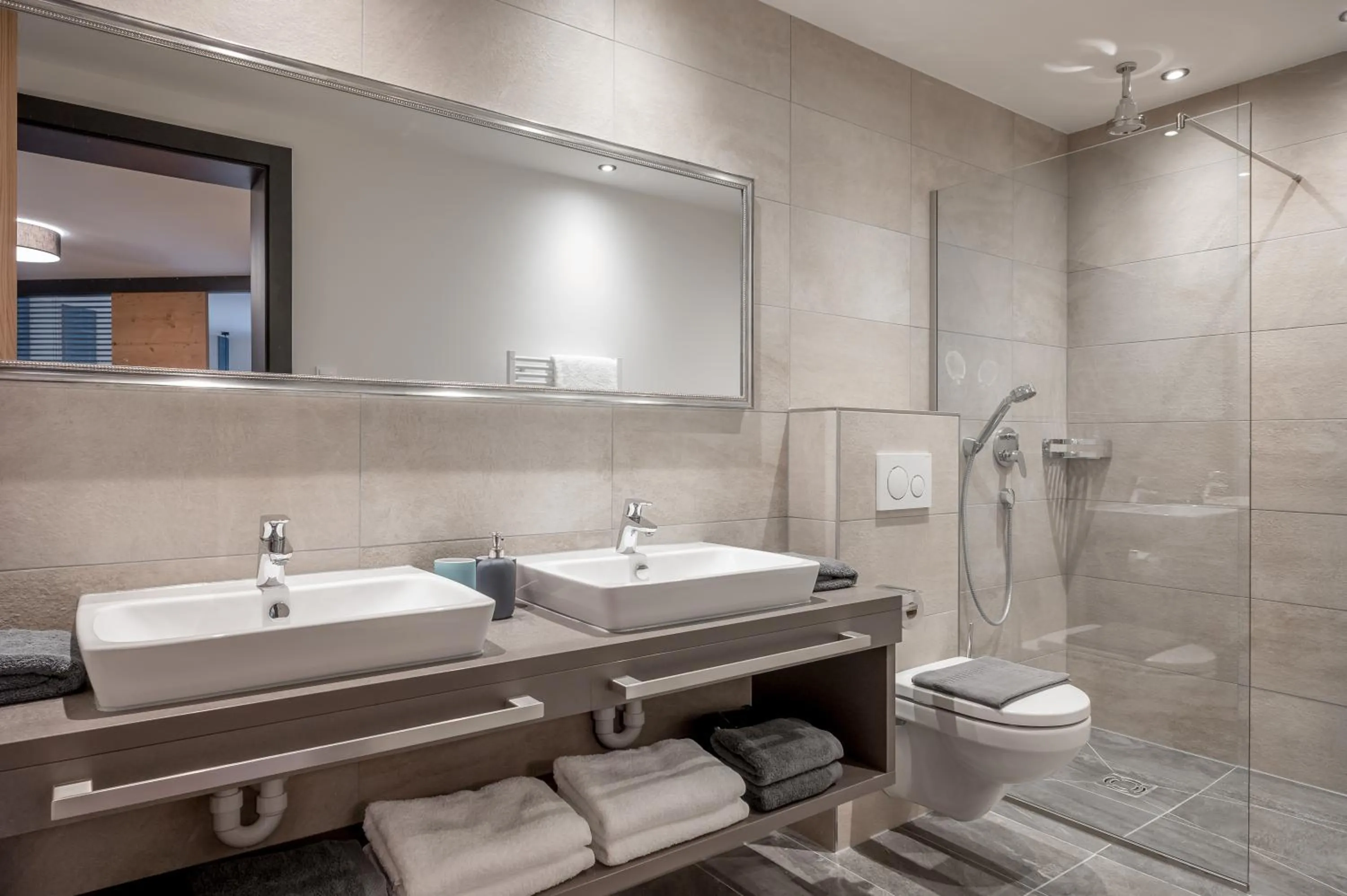 Shower in Corso Living