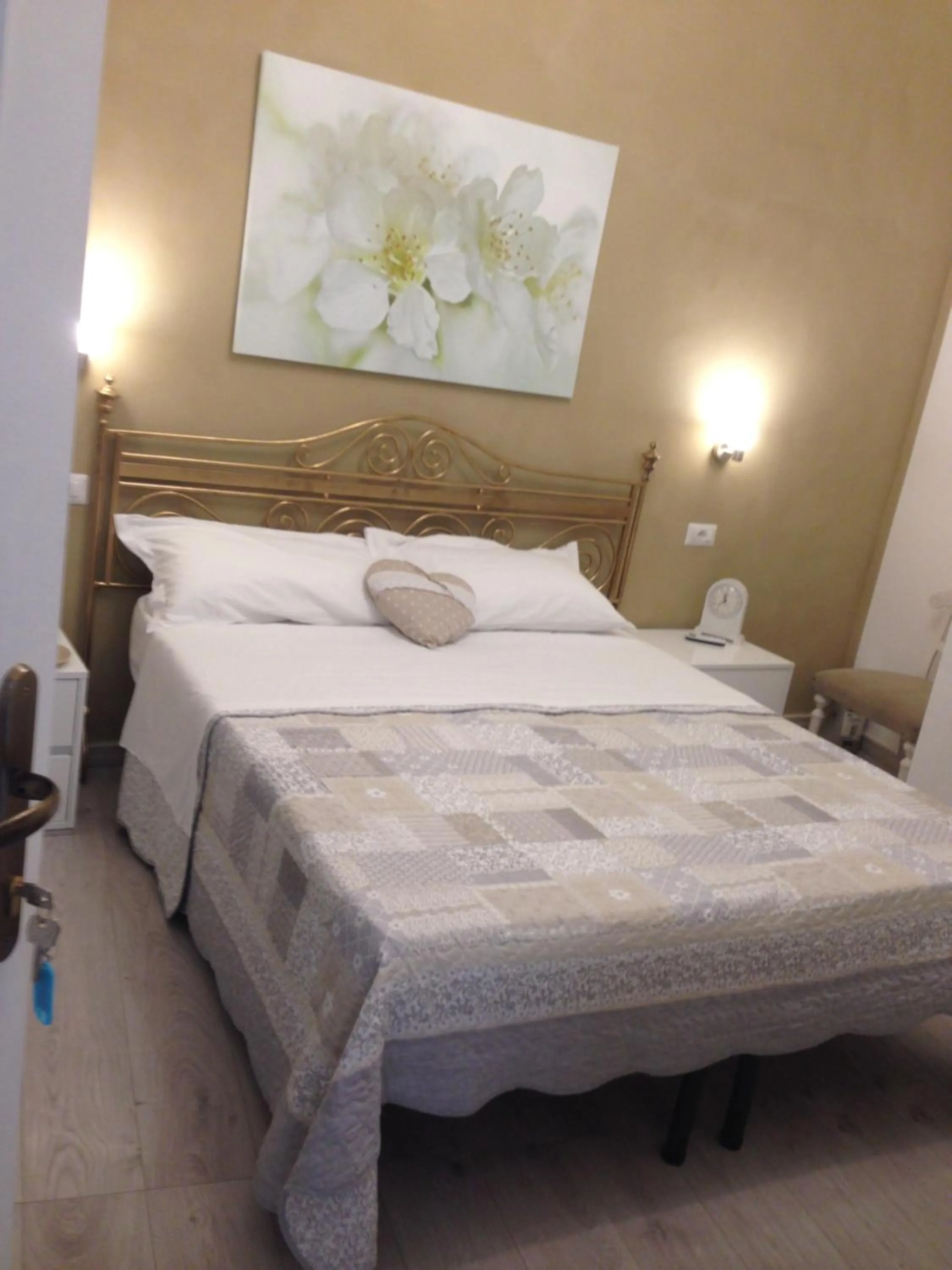 Coffee/tea facilities, Bed in Affittacamere Cecco Rooms