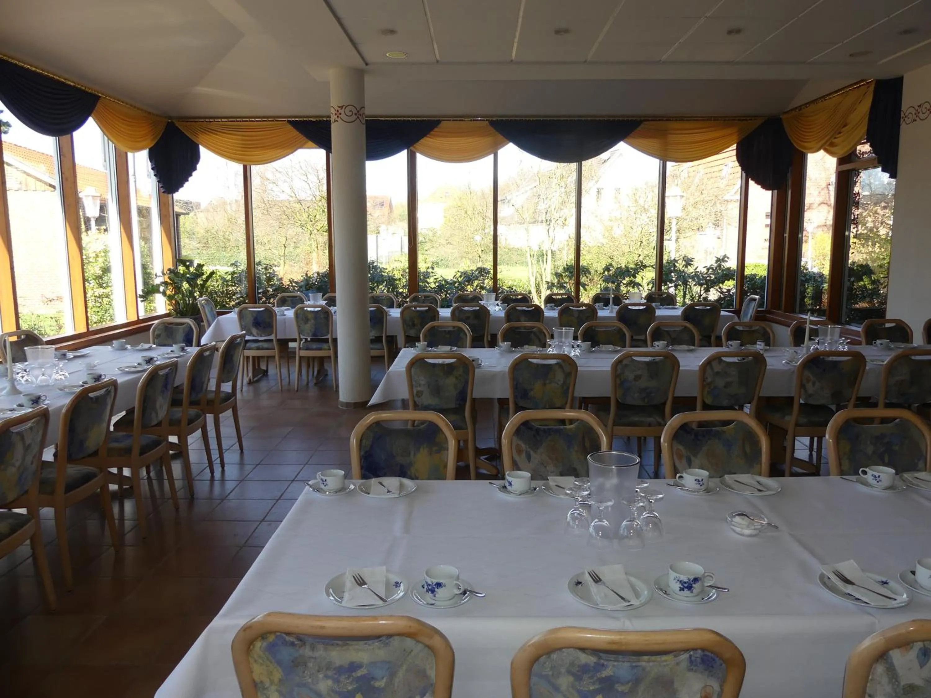 Restaurant/places to eat in Landgasthaus Hotel Eggert