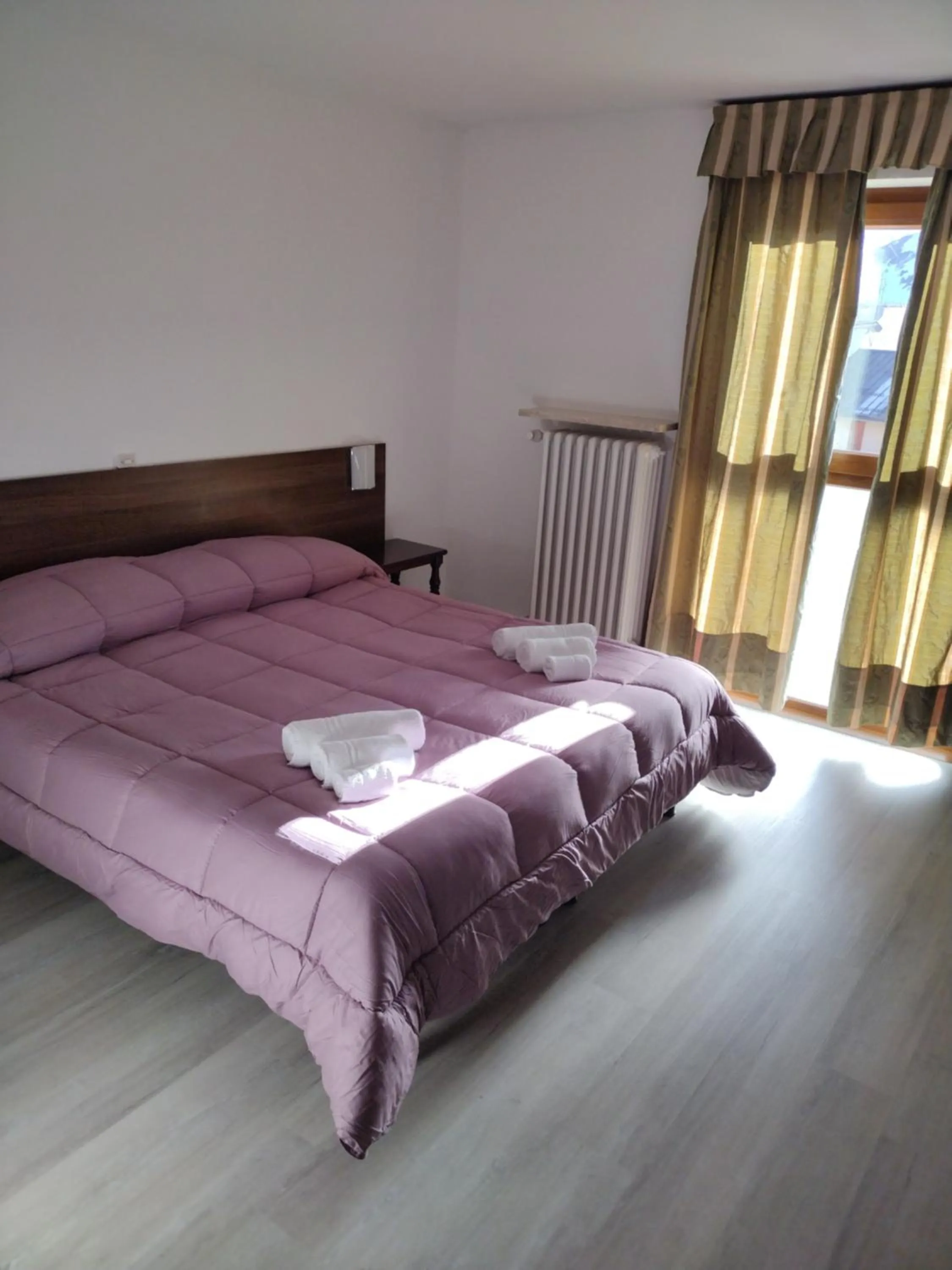 Bed in Hotel Galassia