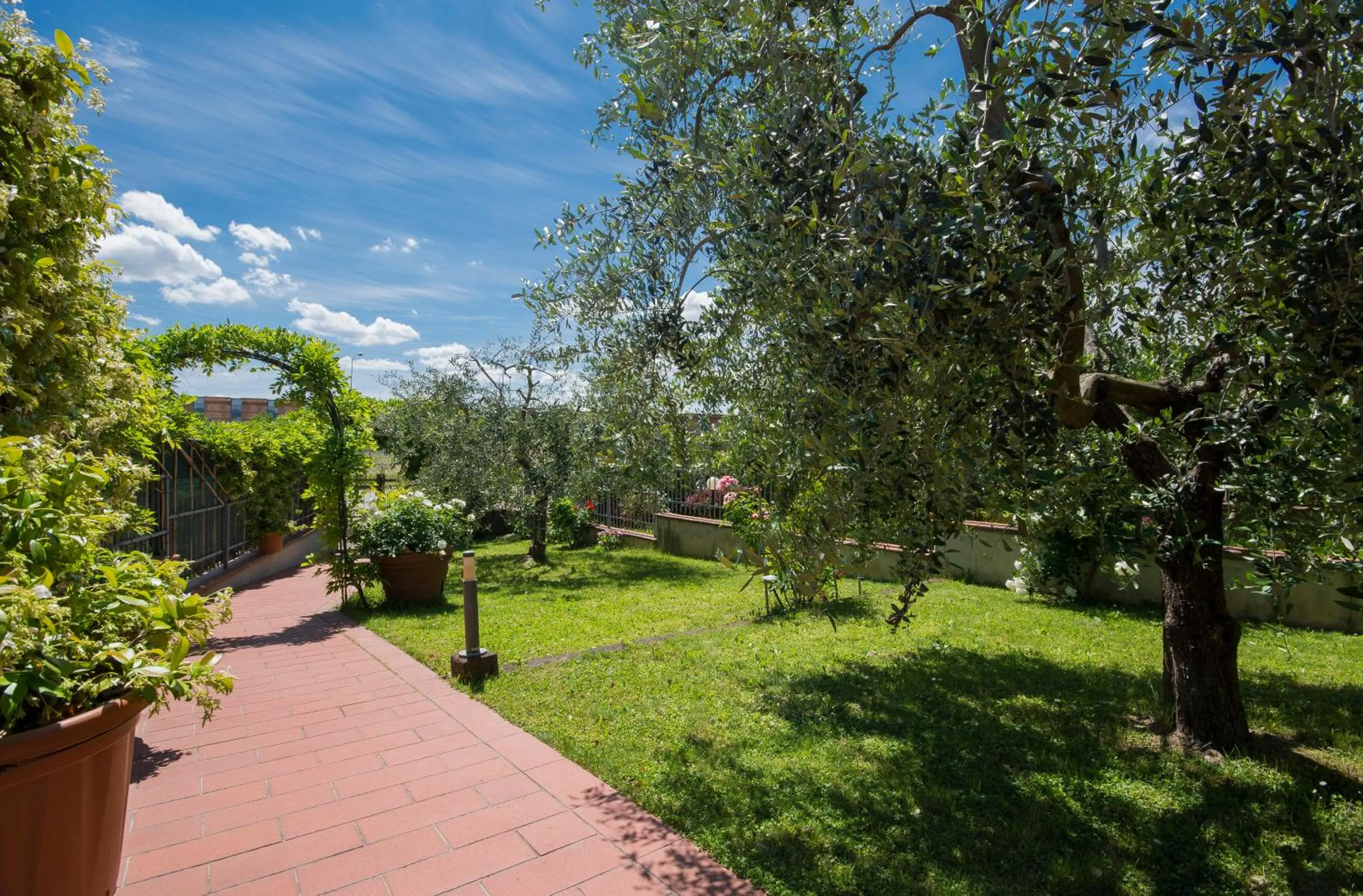 Garden in Bed & Breakfast Profumo D'Estate
