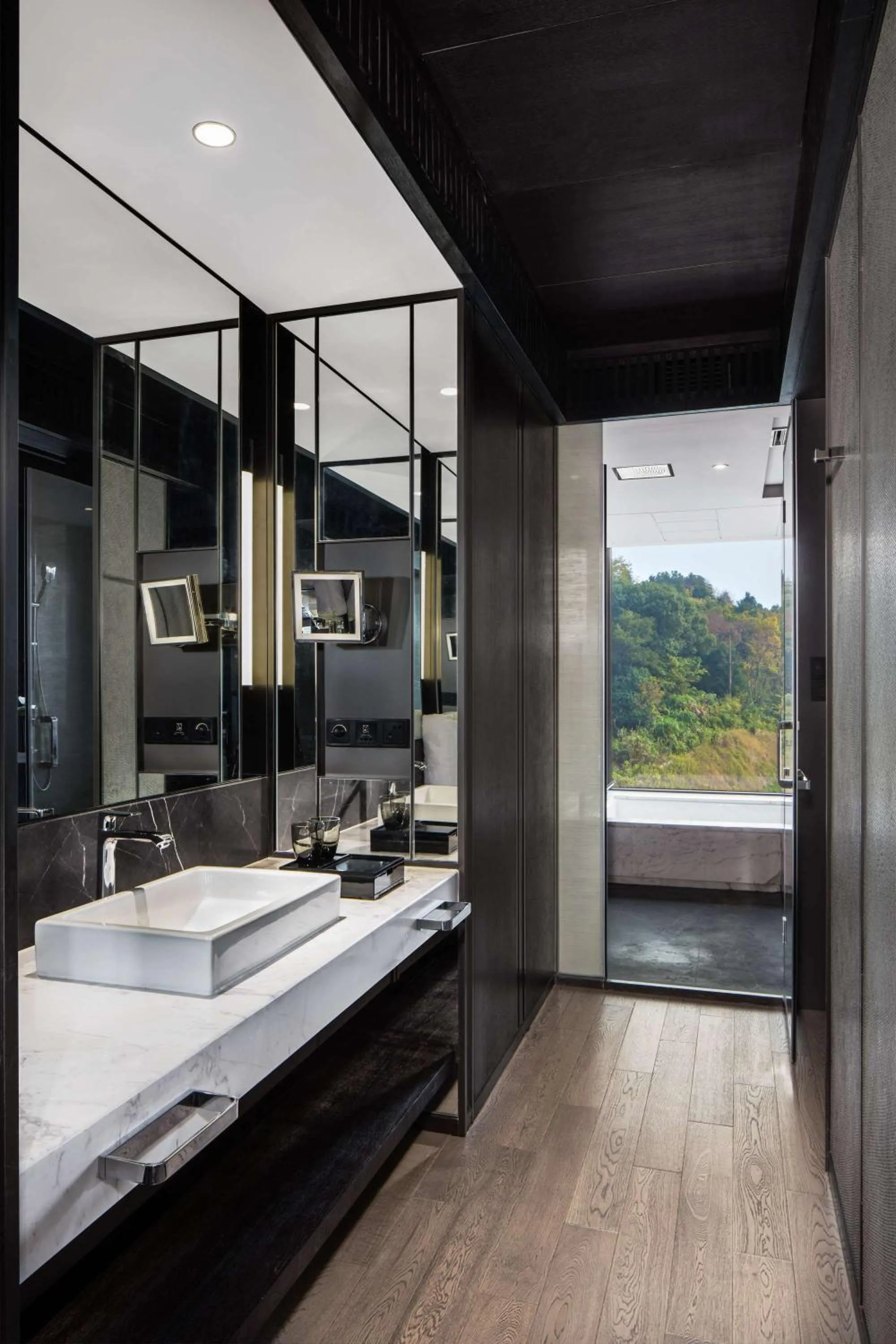 Bathroom, Bed in Hilton Ningbo Dongqian Lake