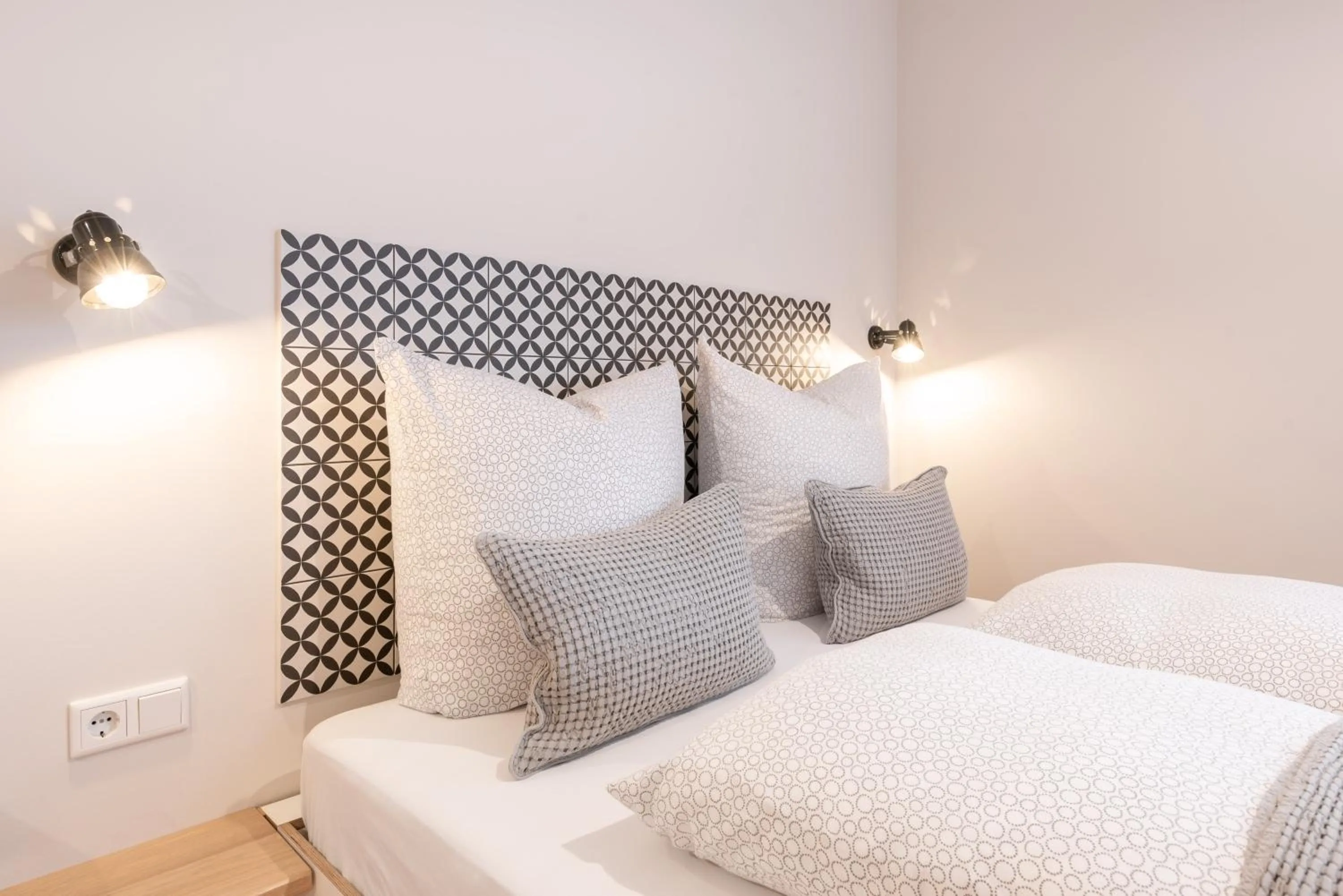 Bed in The Woodmans Airport Boardinghouse