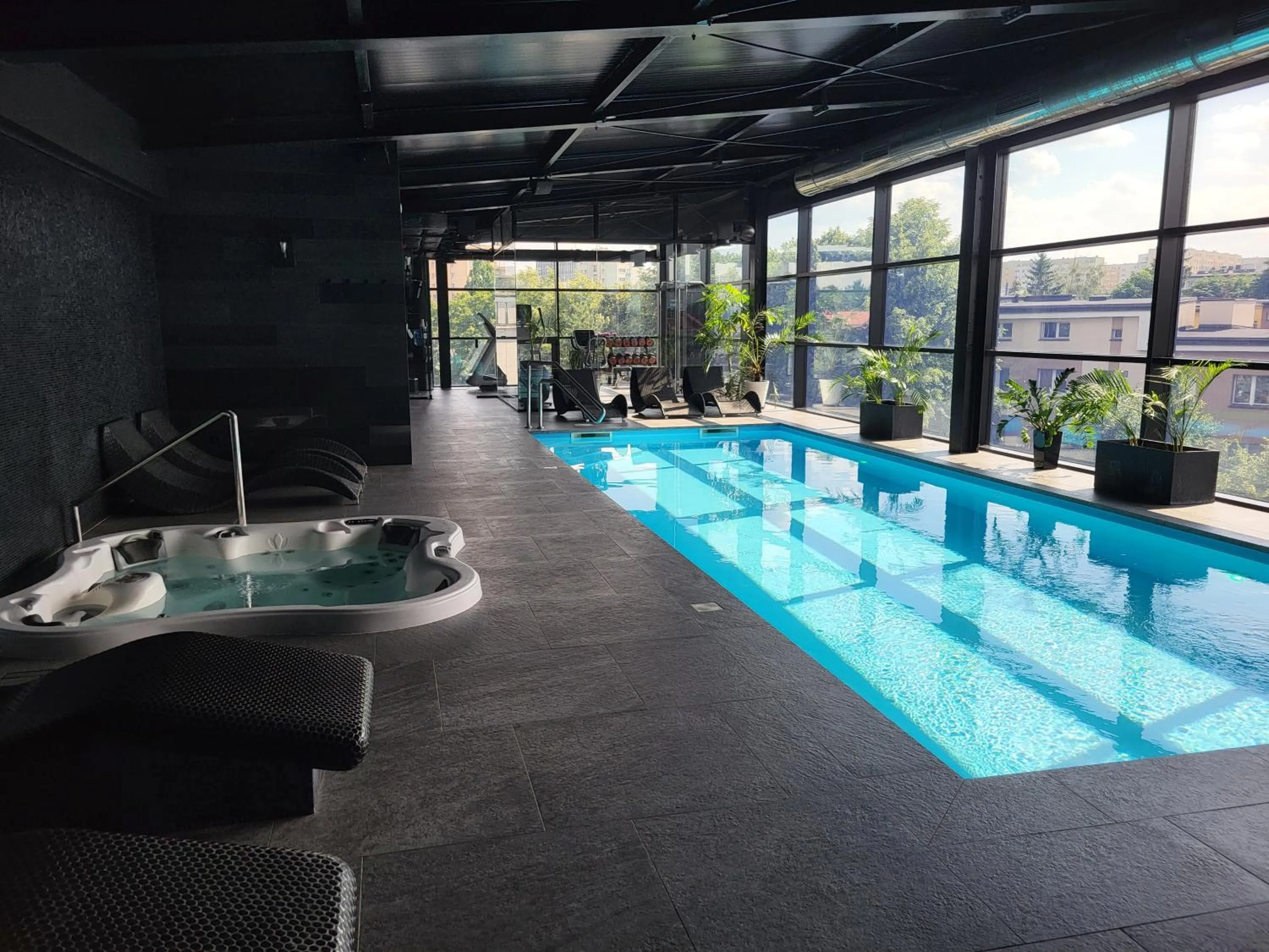 Hot Tub in Hotel Royal & Spa