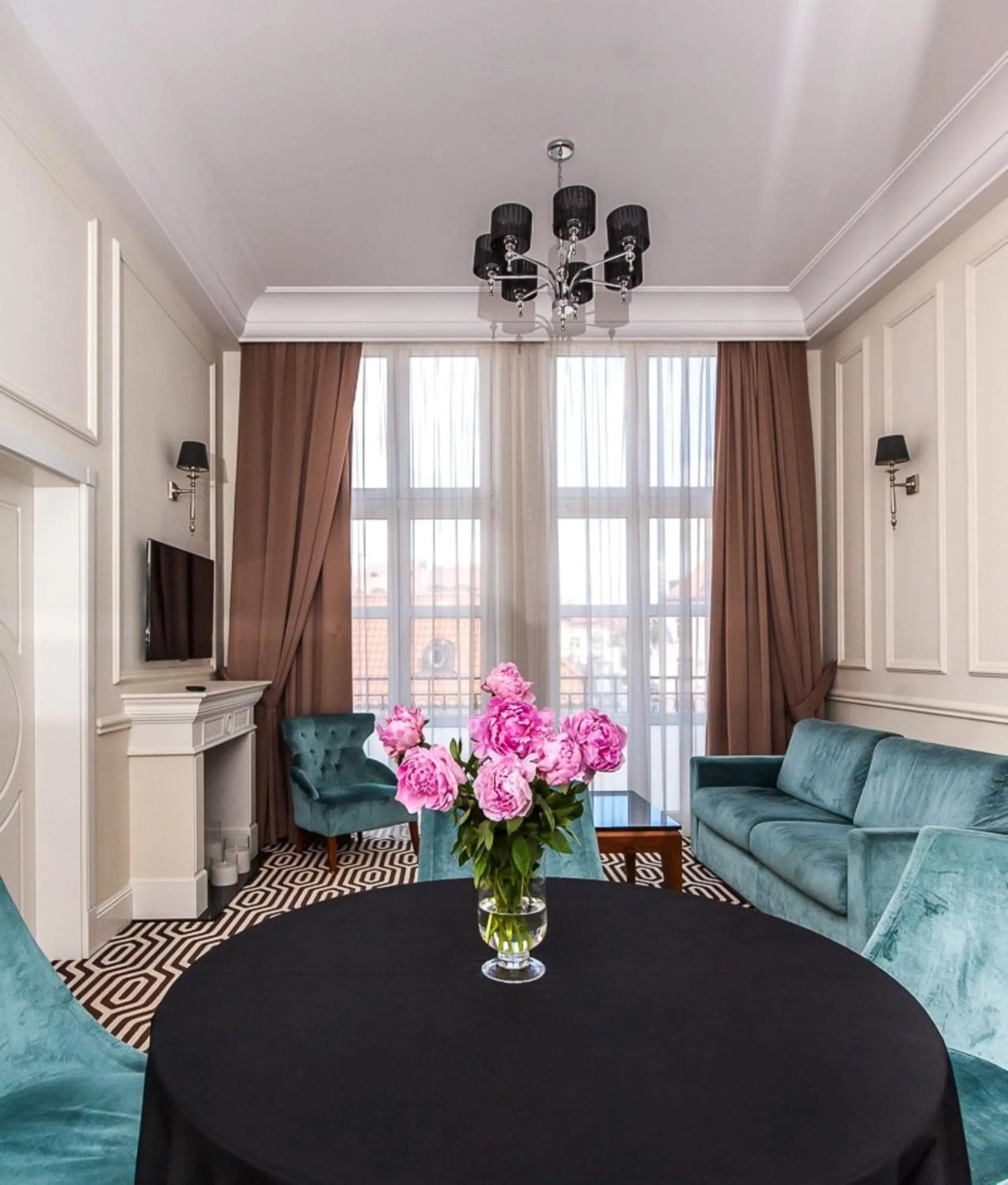 TV and multimedia in Hotel Royal & Spa