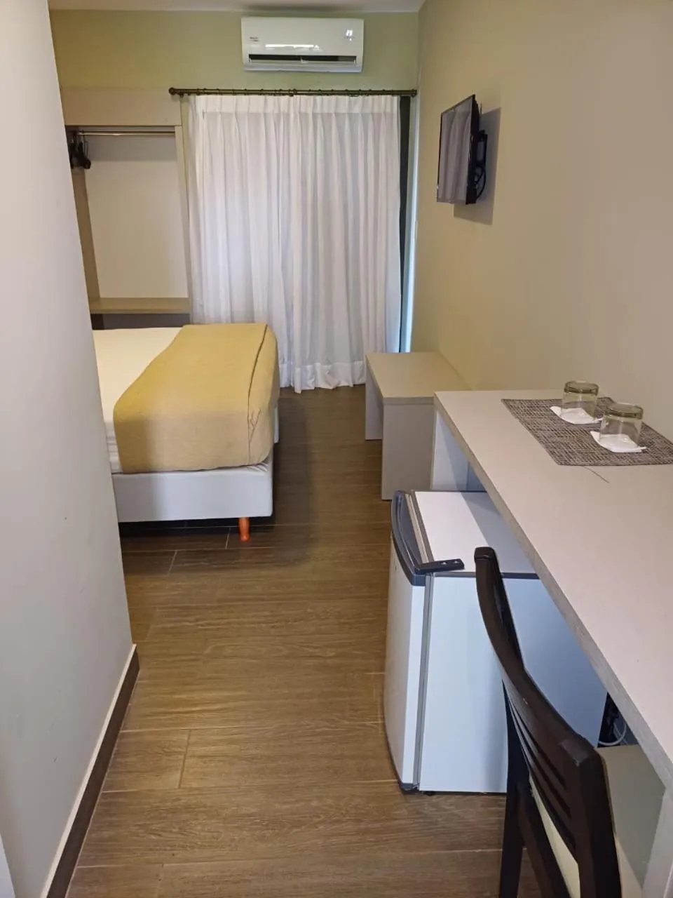 Photo of the whole room, Bed in Pirayu Hotel & Resort