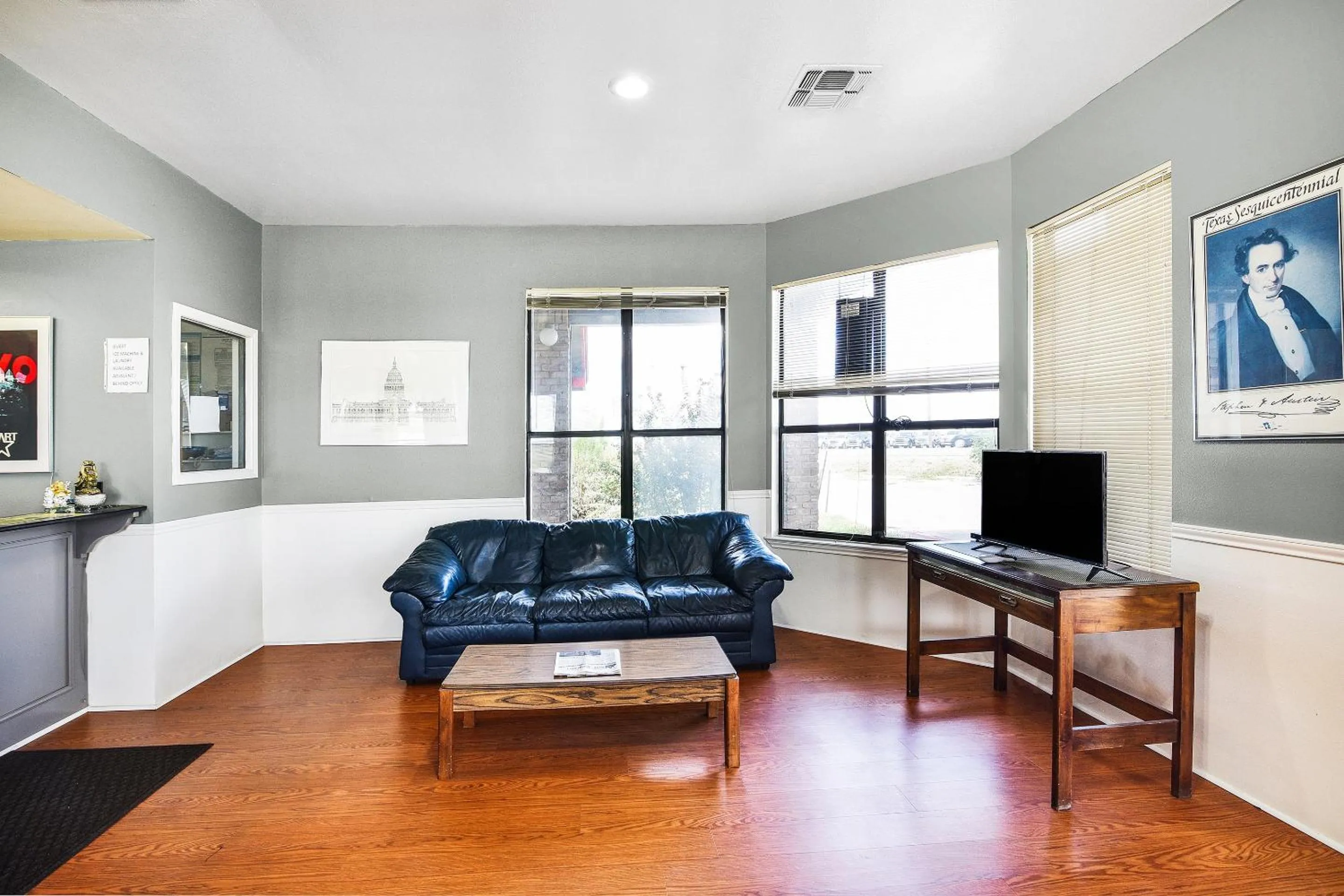 Lobby or reception in Americas Best Value Inn Lockhart TX