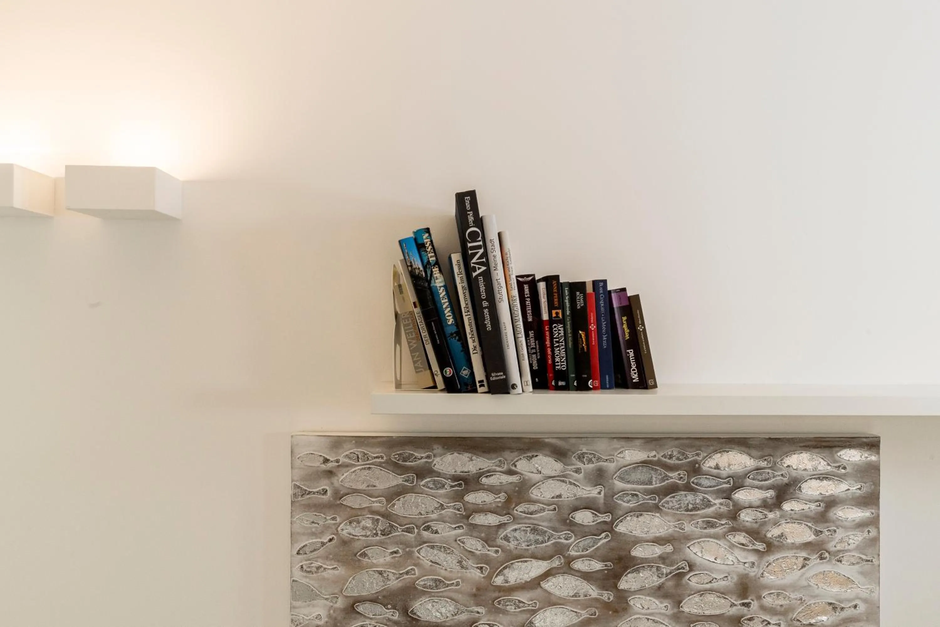 Library in Villa Poseidon