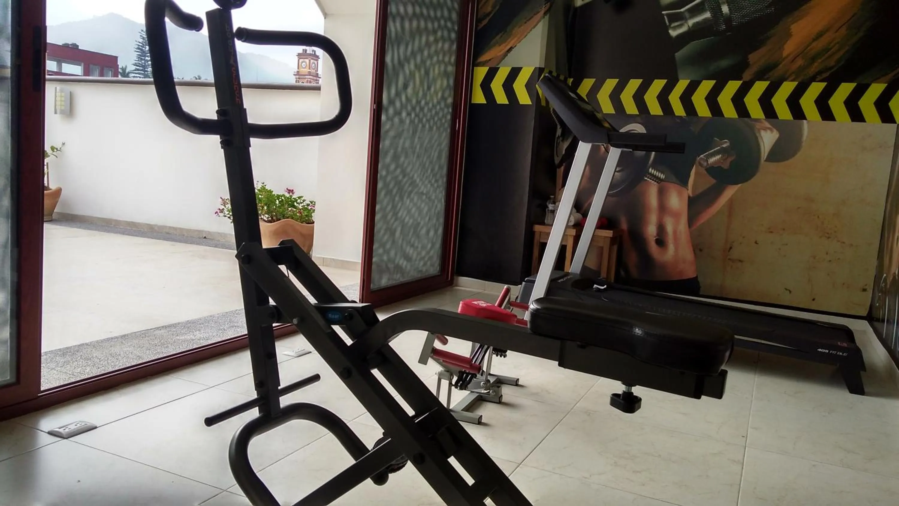 Fitness centre/facilities in Casa de la iaia Hotel