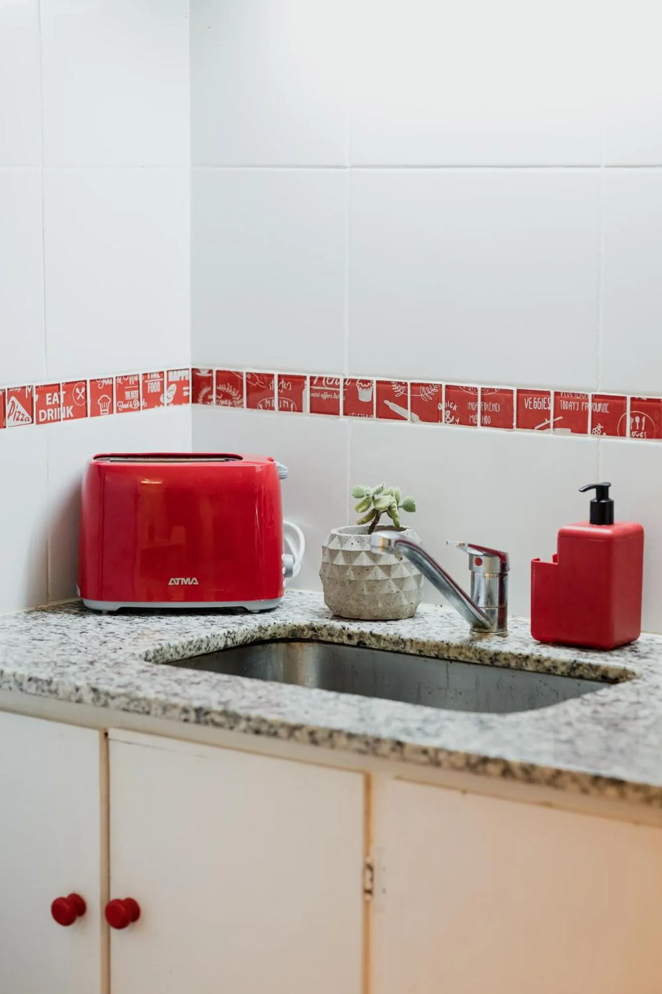 Kitchen or kitchenette in Miraverde