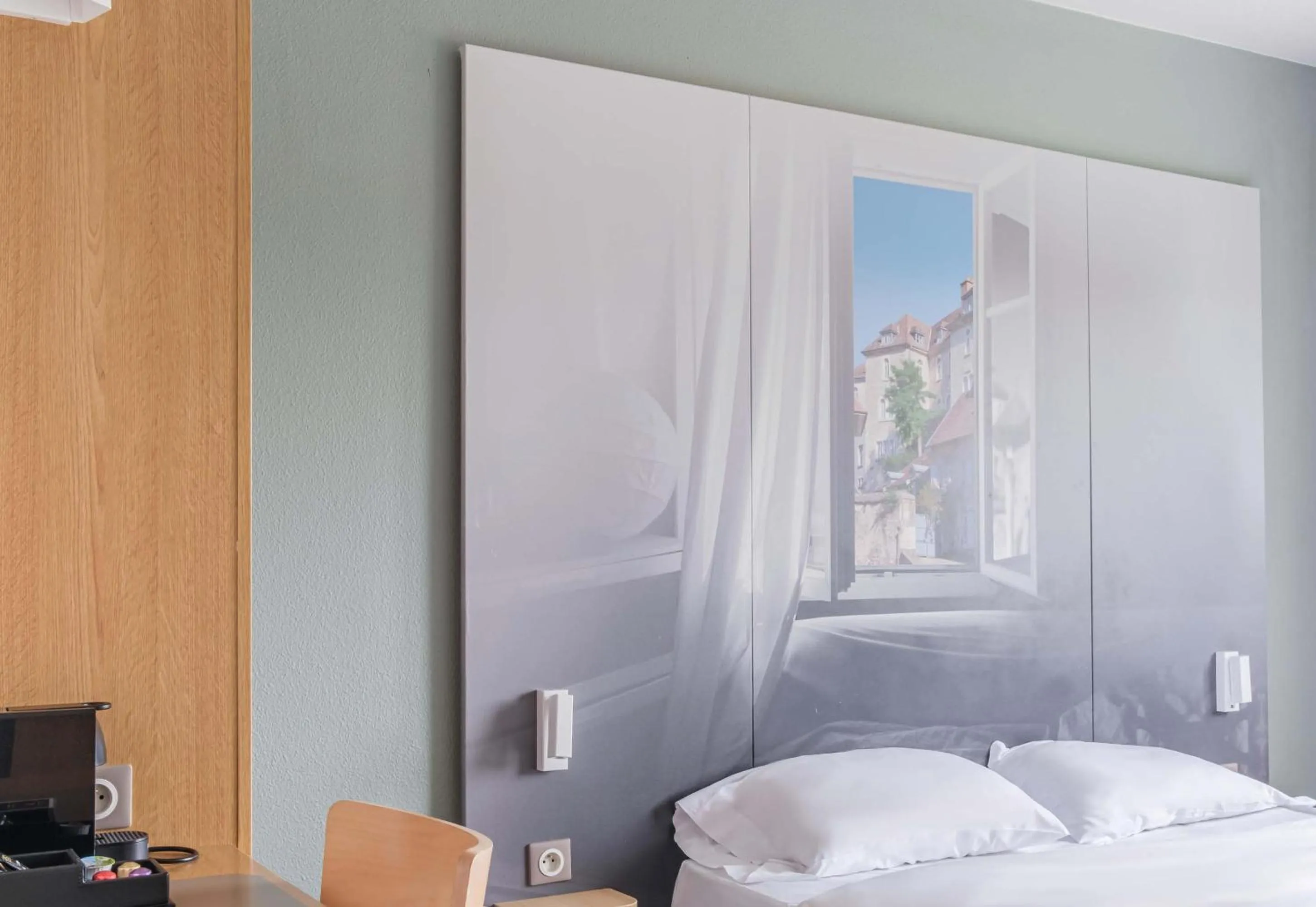 Bedroom, Bed in B&B HOTEL Besançon Chateaufarine