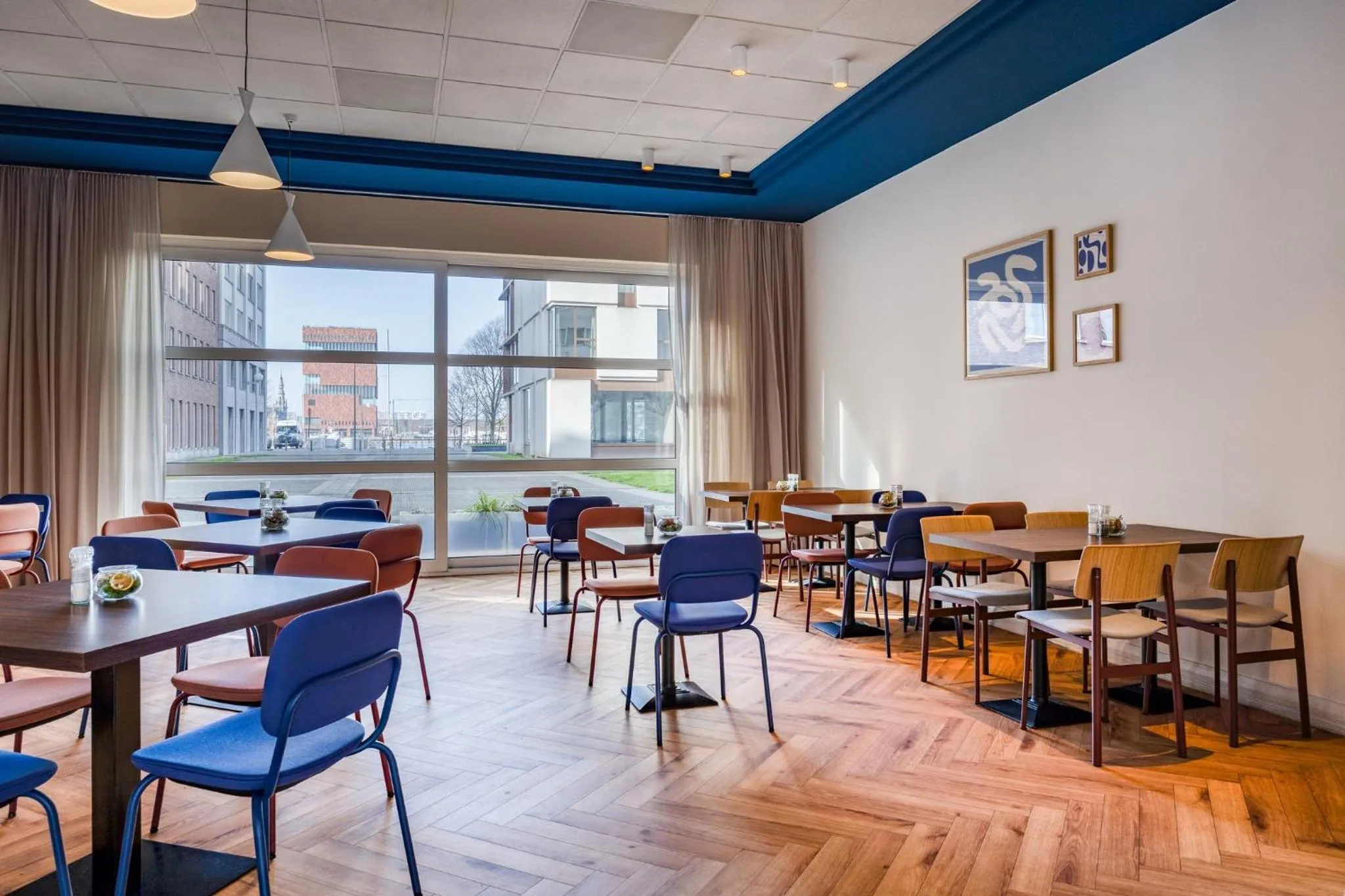 Breakfast in Holiday Inn Express Antwerpen City North by IHG