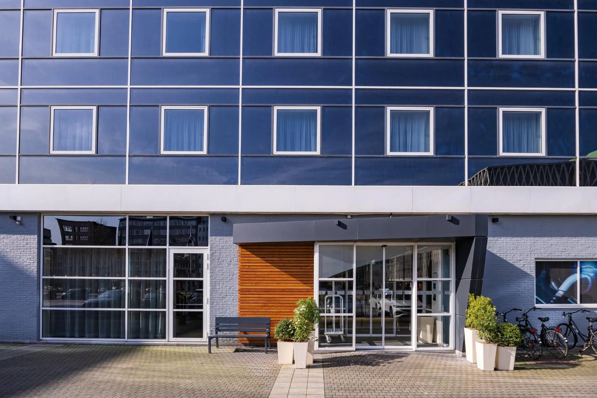 Property building in Holiday Inn Express Antwerpen City North by IHG