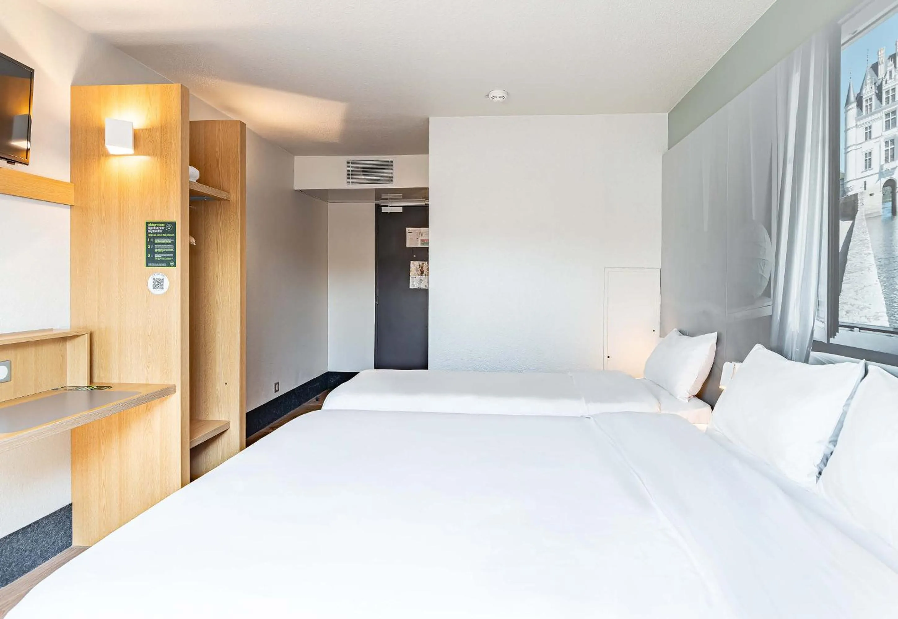 Bedroom, Bed in B&B HOTEL Tours Parc Expo St-Avertin