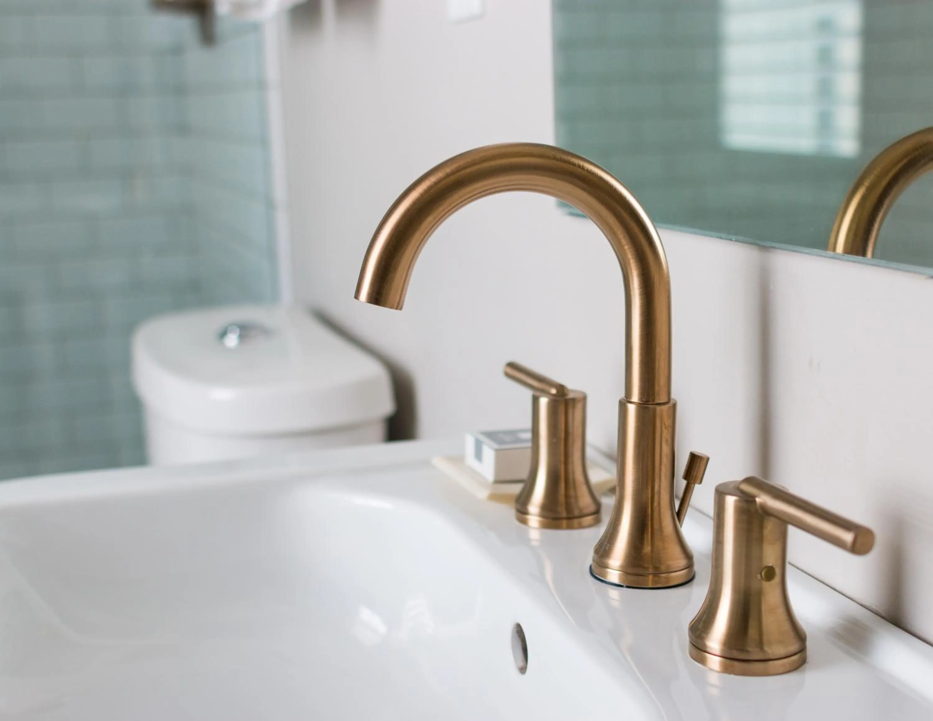 Bathroom in The Germantown Inn