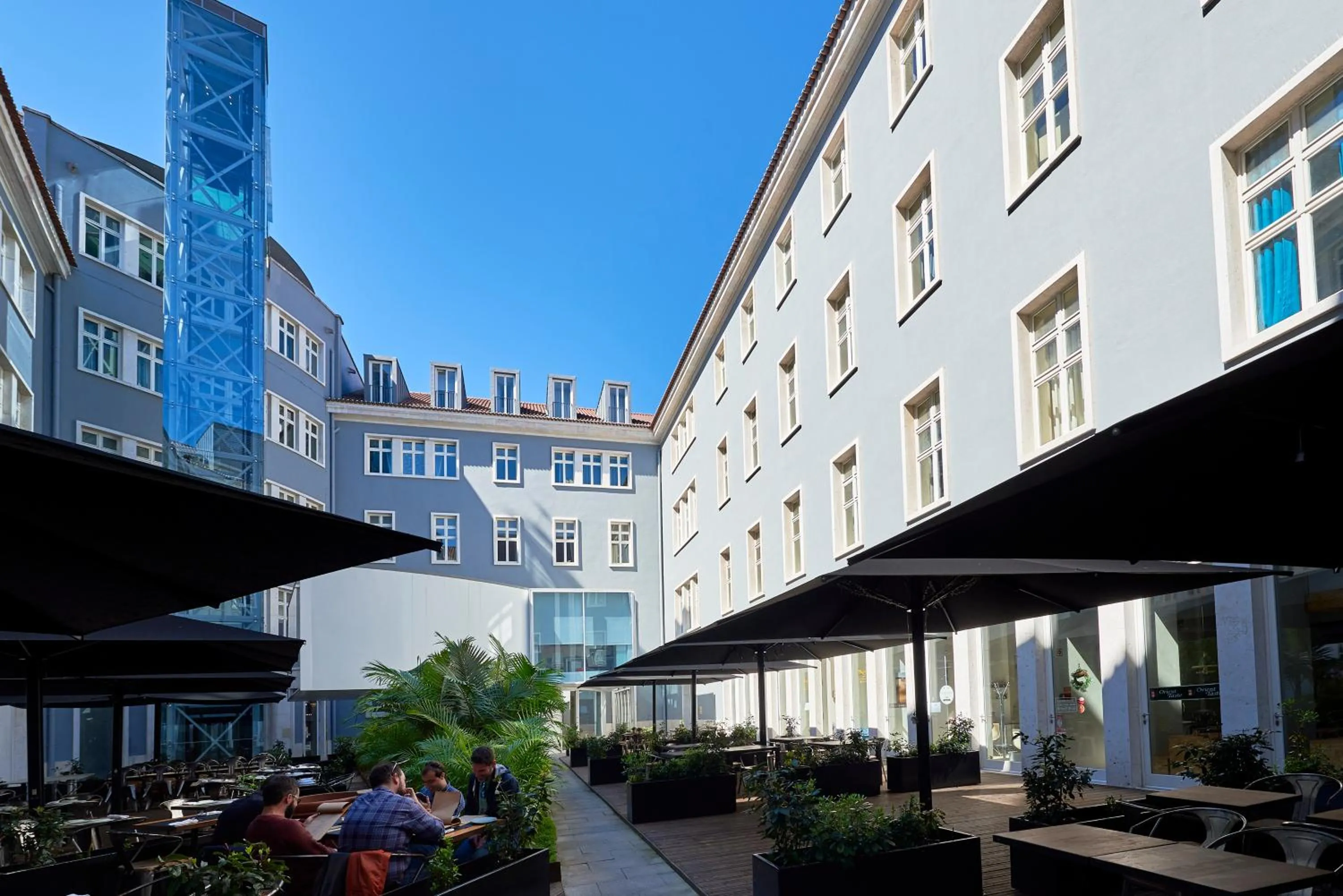 Property building in Lisbon Five Stars Apartments 8 Building