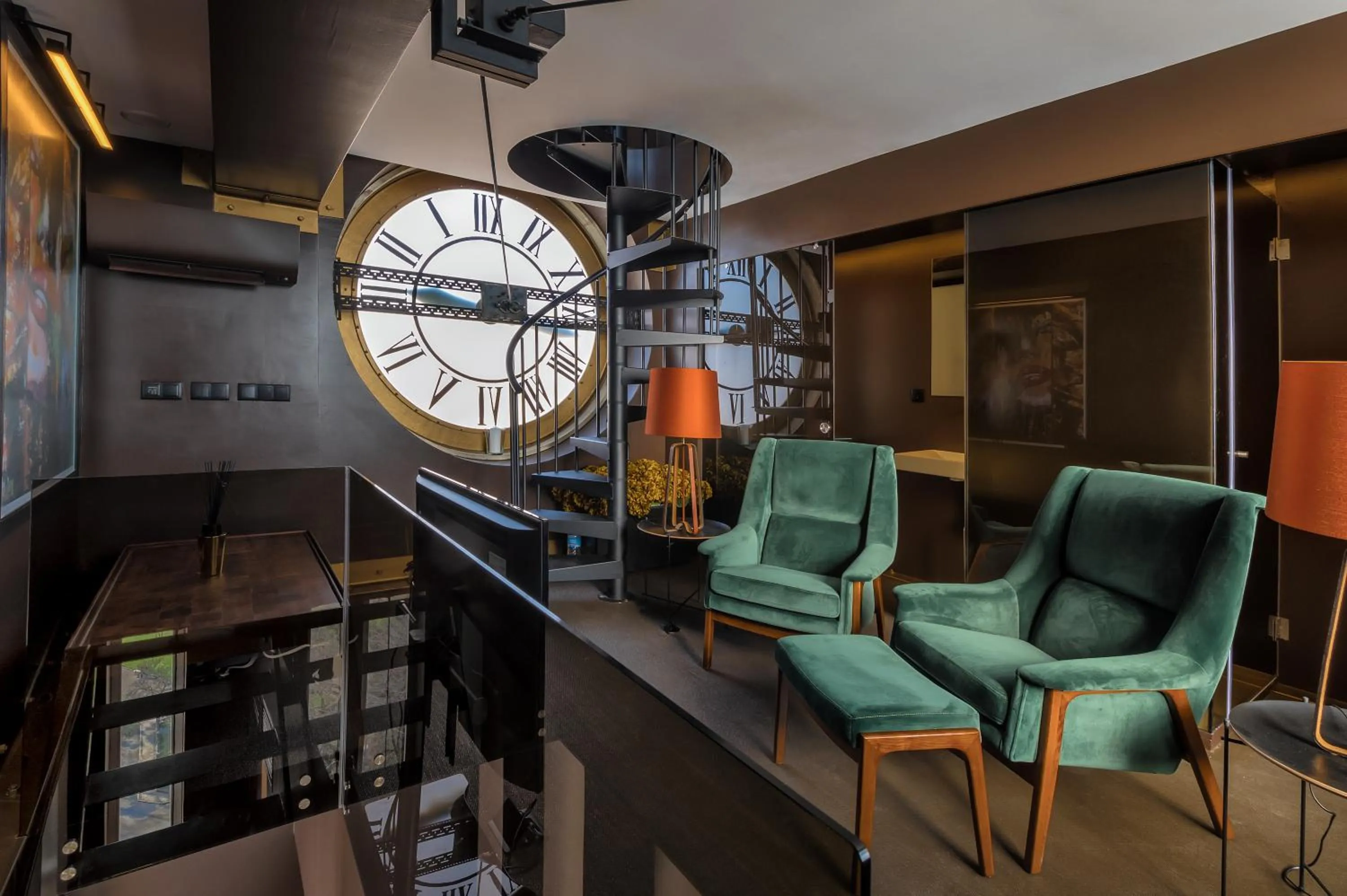 TV and multimedia in Lisbon Five Stars Apartments 8 Building