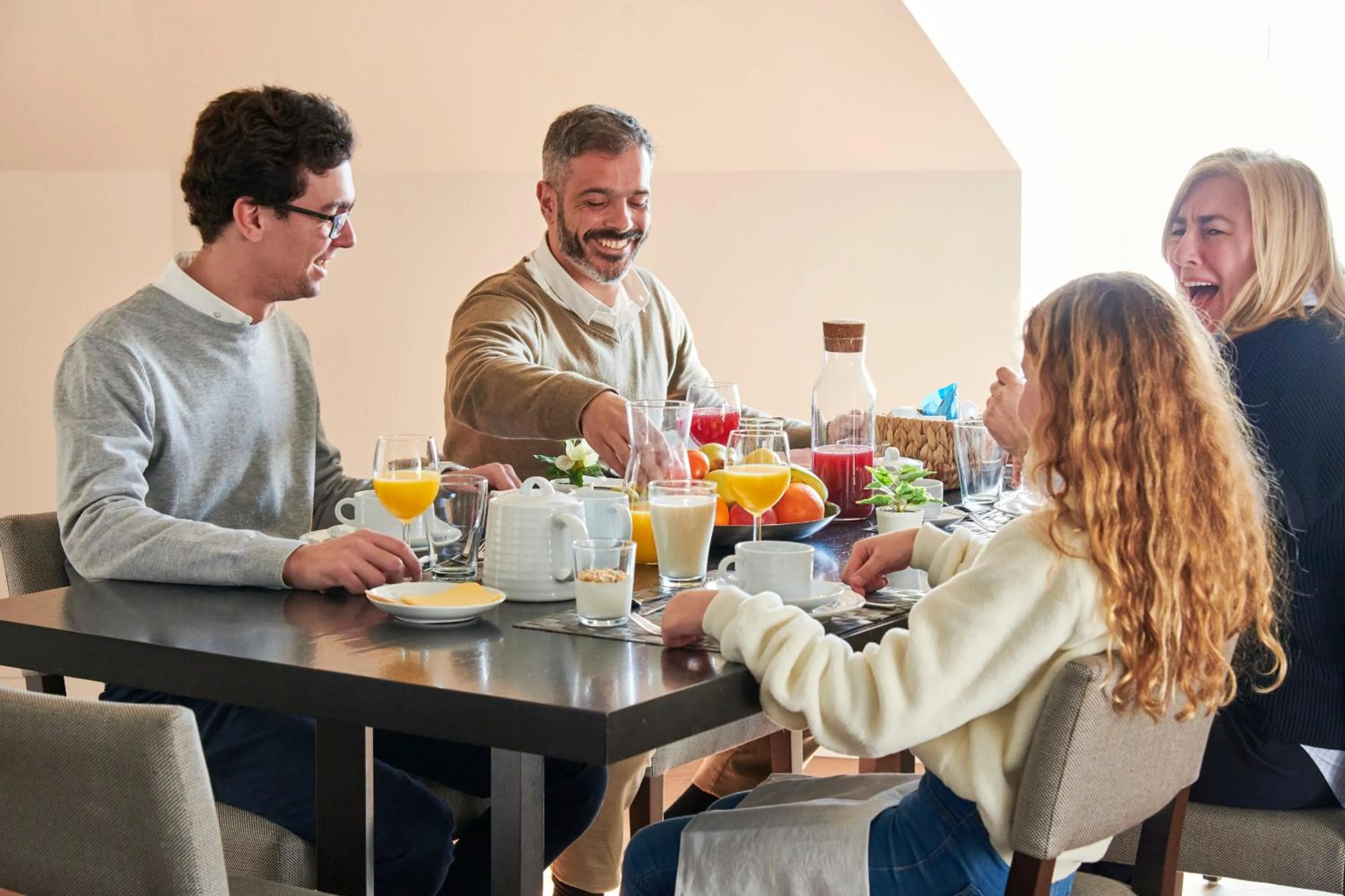 Breakfast in Lisbon Five Stars Apartments 8 Building