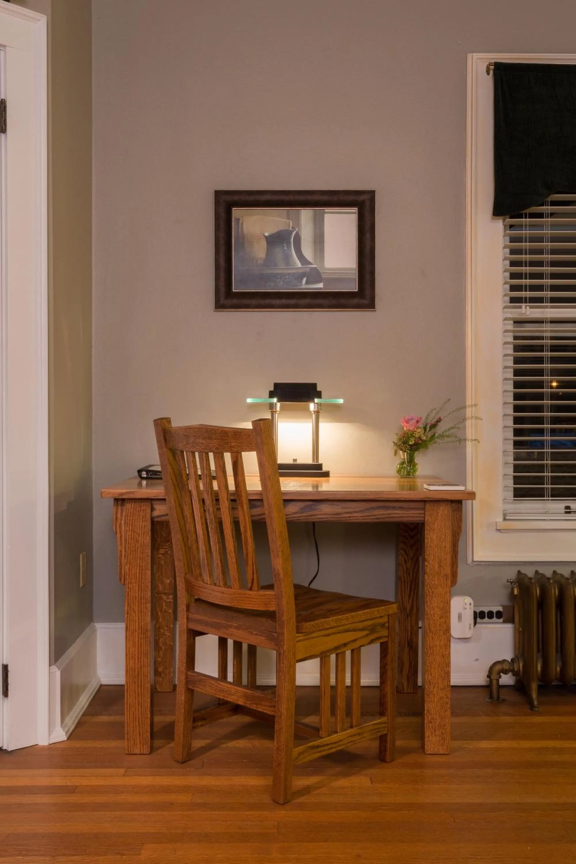 Decorative detail in Stewart Inn