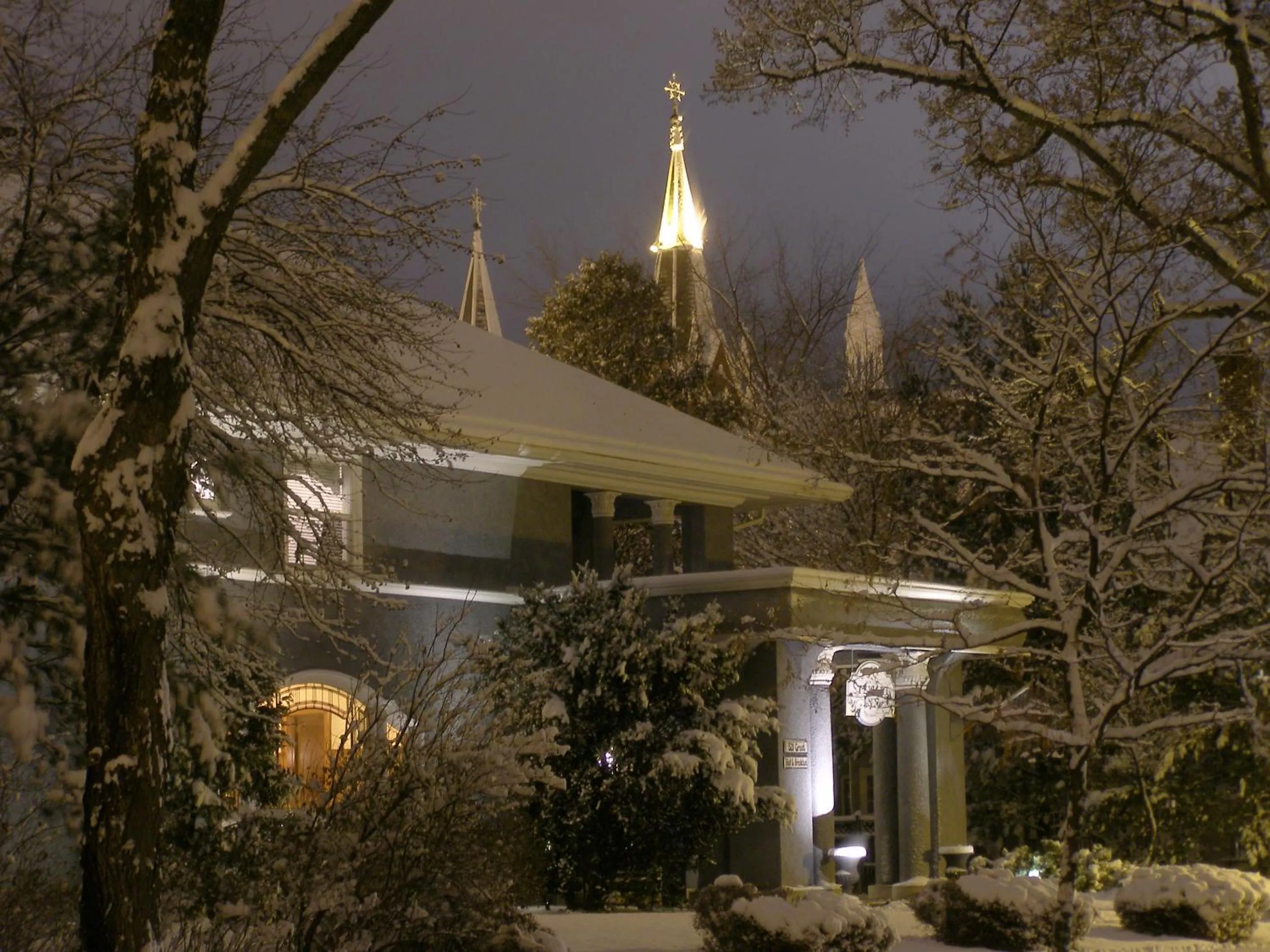 Property building in Stewart Inn