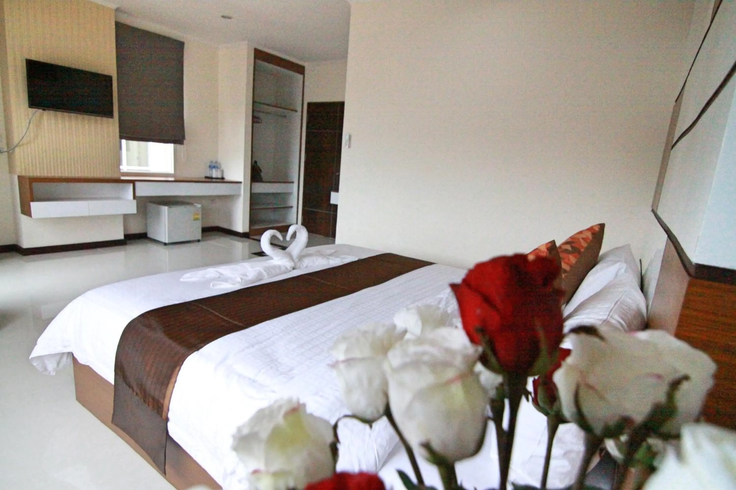 Bedroom, Bed in TTT Hotel