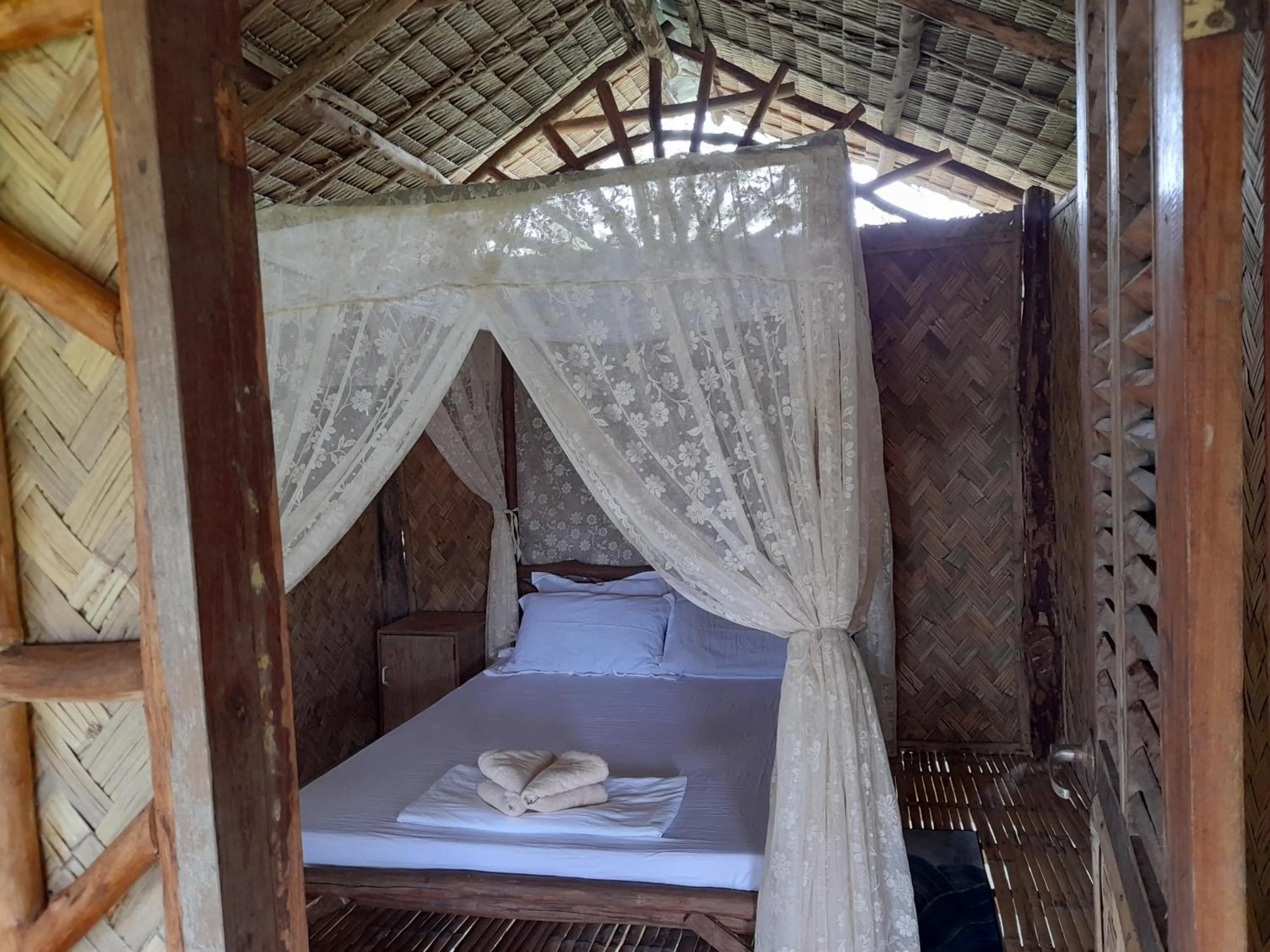 Bedroom, Bed in Erlittop Garden Eco Lodge