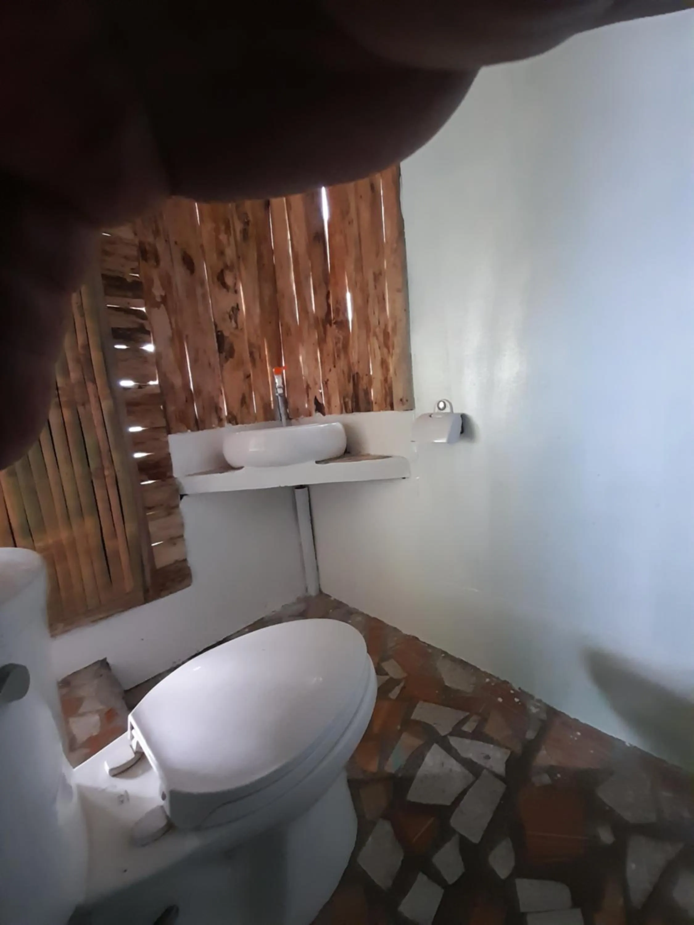 Toilet in Erlittop Garden Eco Lodge