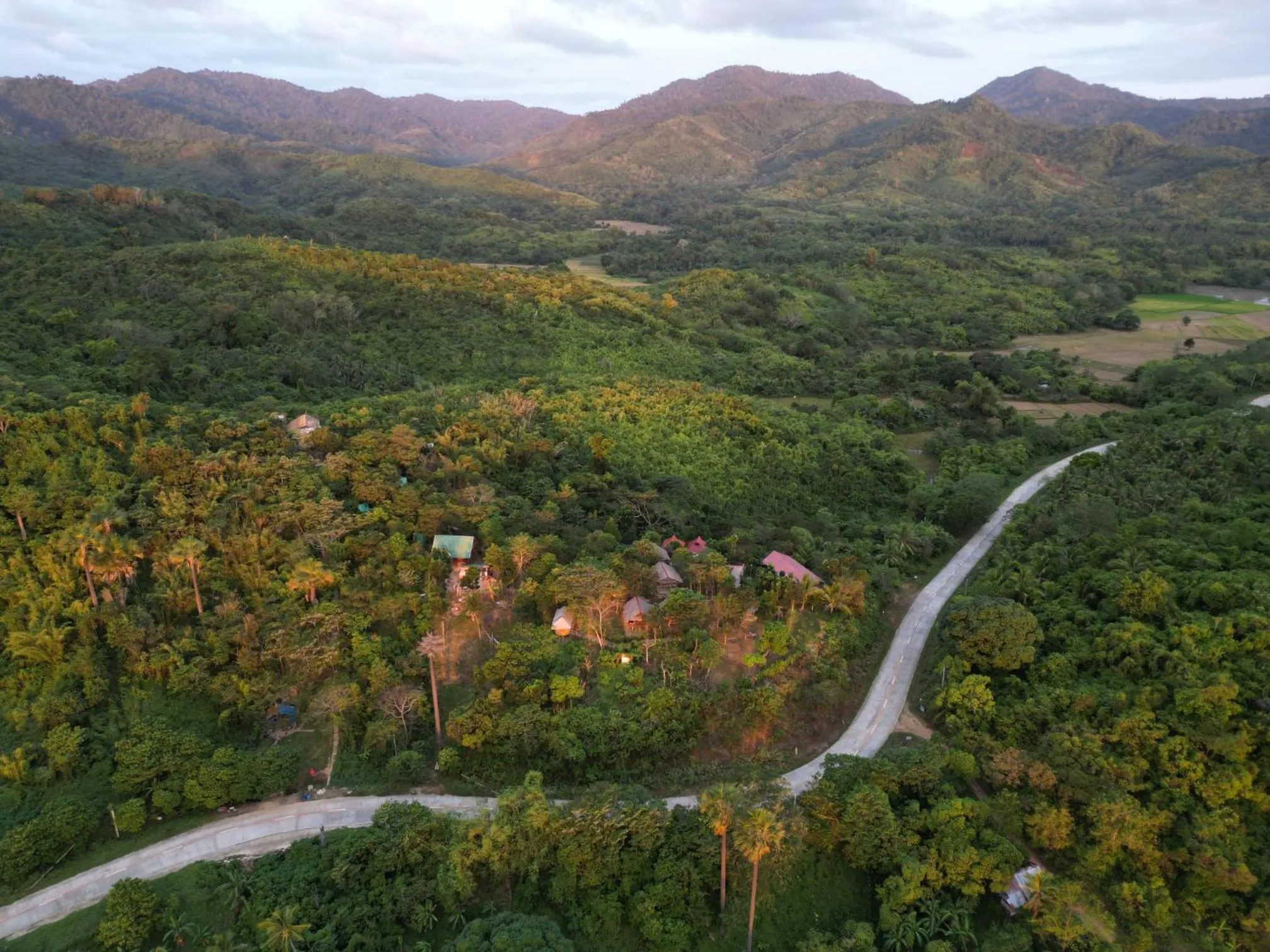 Natural landscape in Erlittop Garden Eco Lodge