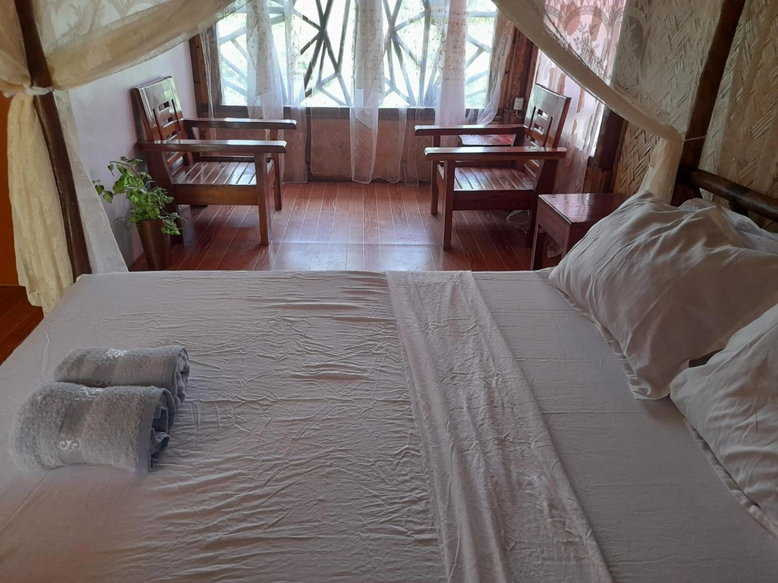 Bedroom, Bed in Erlittop Garden Eco Lodge