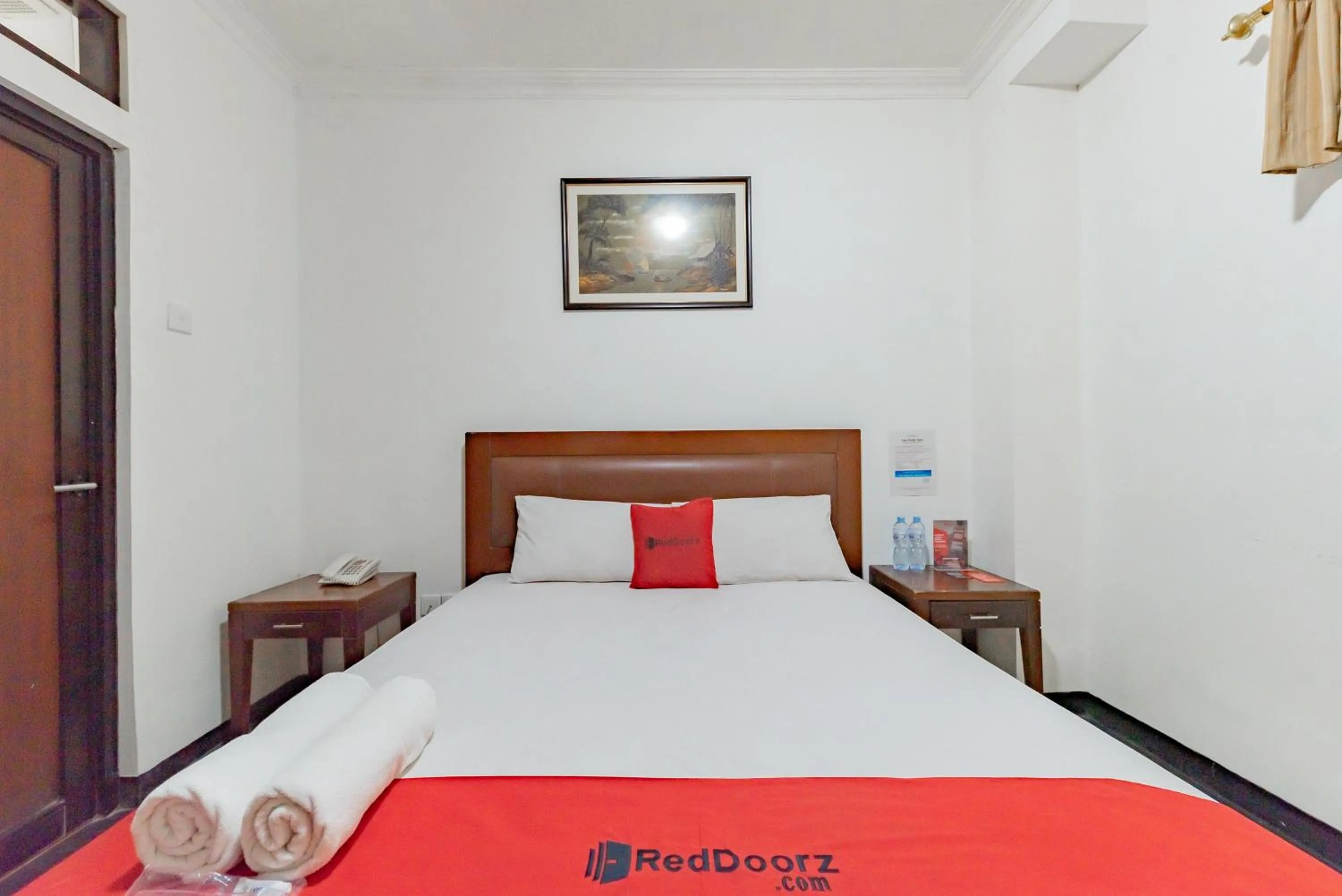 Bedroom, Bed in RedDoorz Plus at Buah Batu