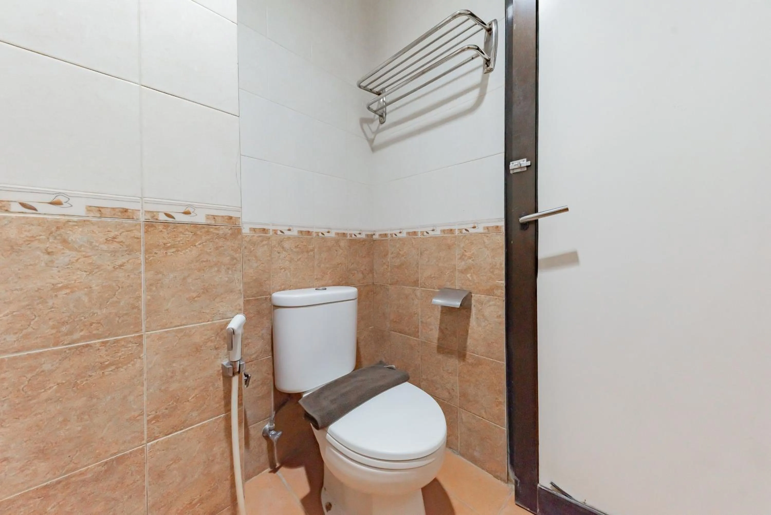 Bathroom in RedDoorz Plus at Buah Batu