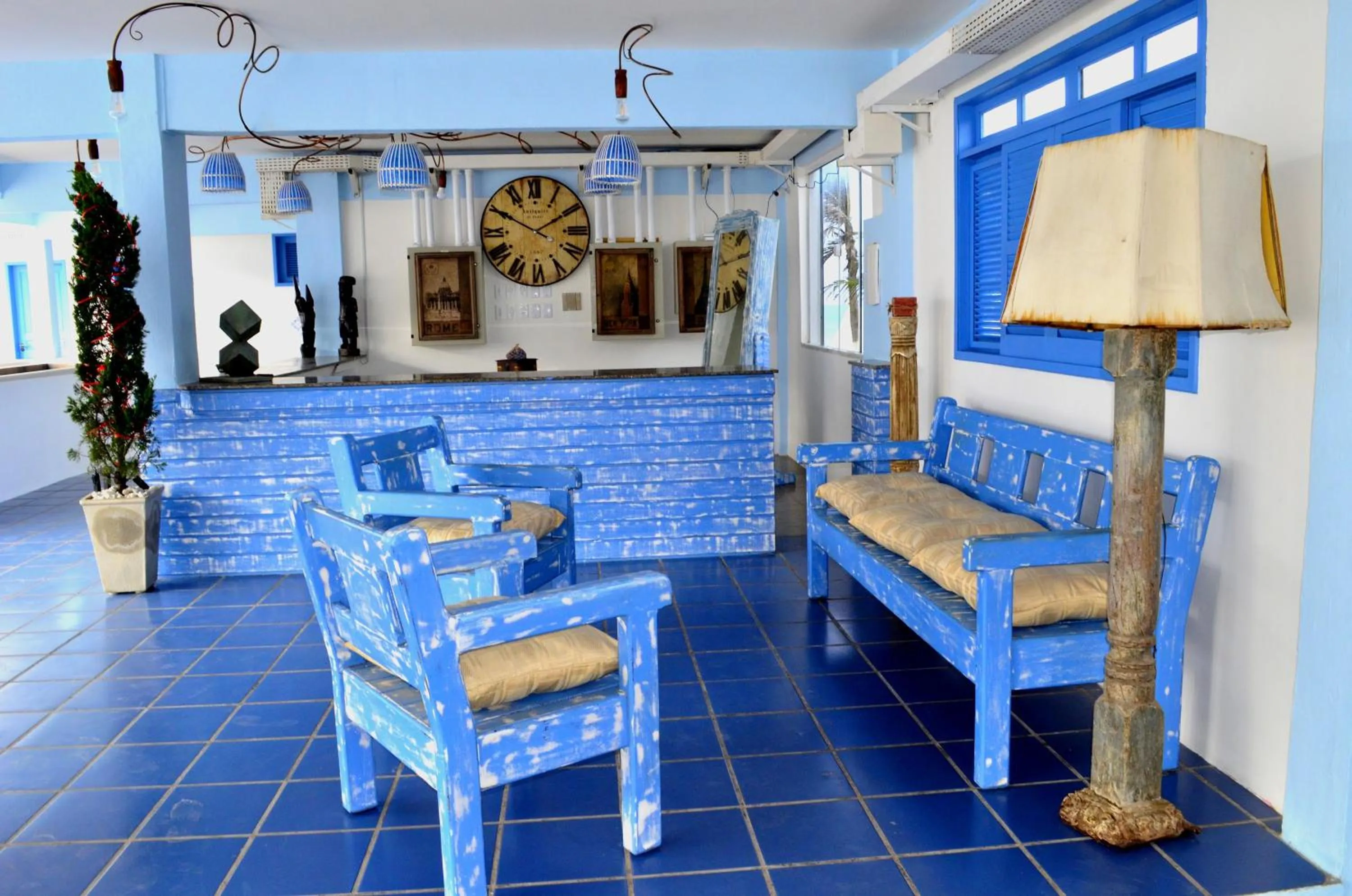 Lobby or reception in La Suite Praia Hotel