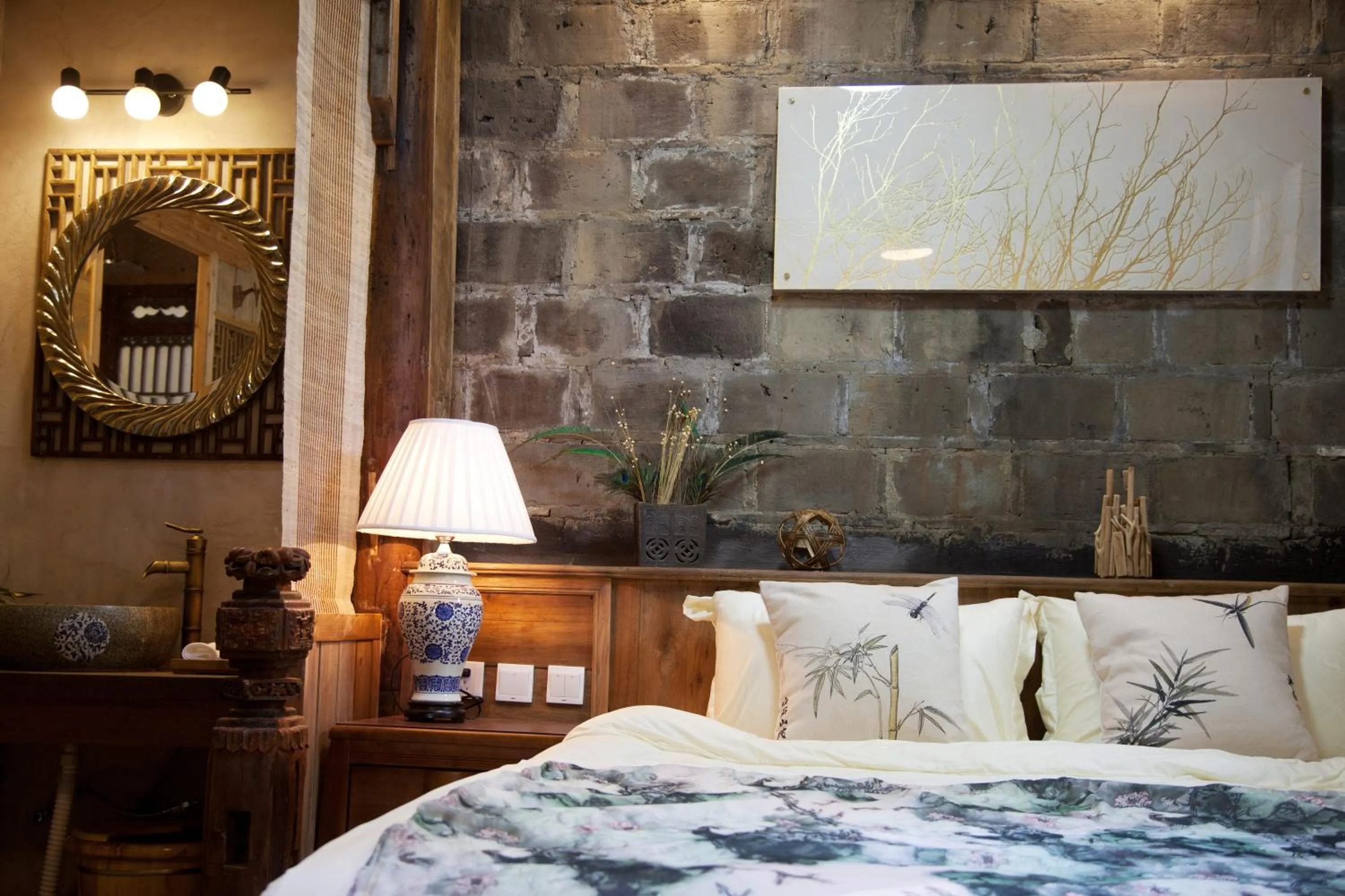 bunk bed, Bed in WuYuan QiYe YanXiang Guesthouse