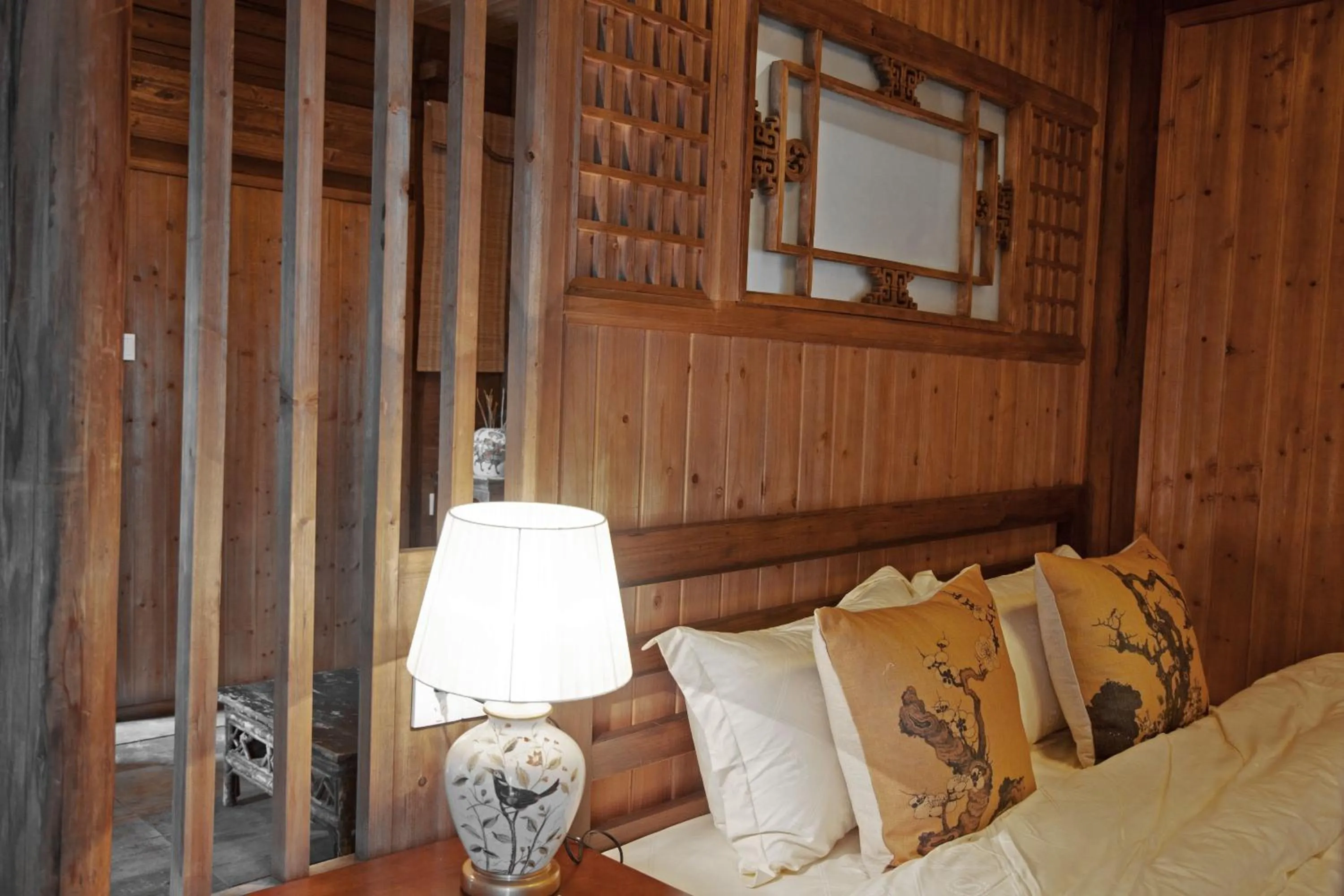 Bedroom, Bed in WuYuan QiYe YanXiang Guesthouse