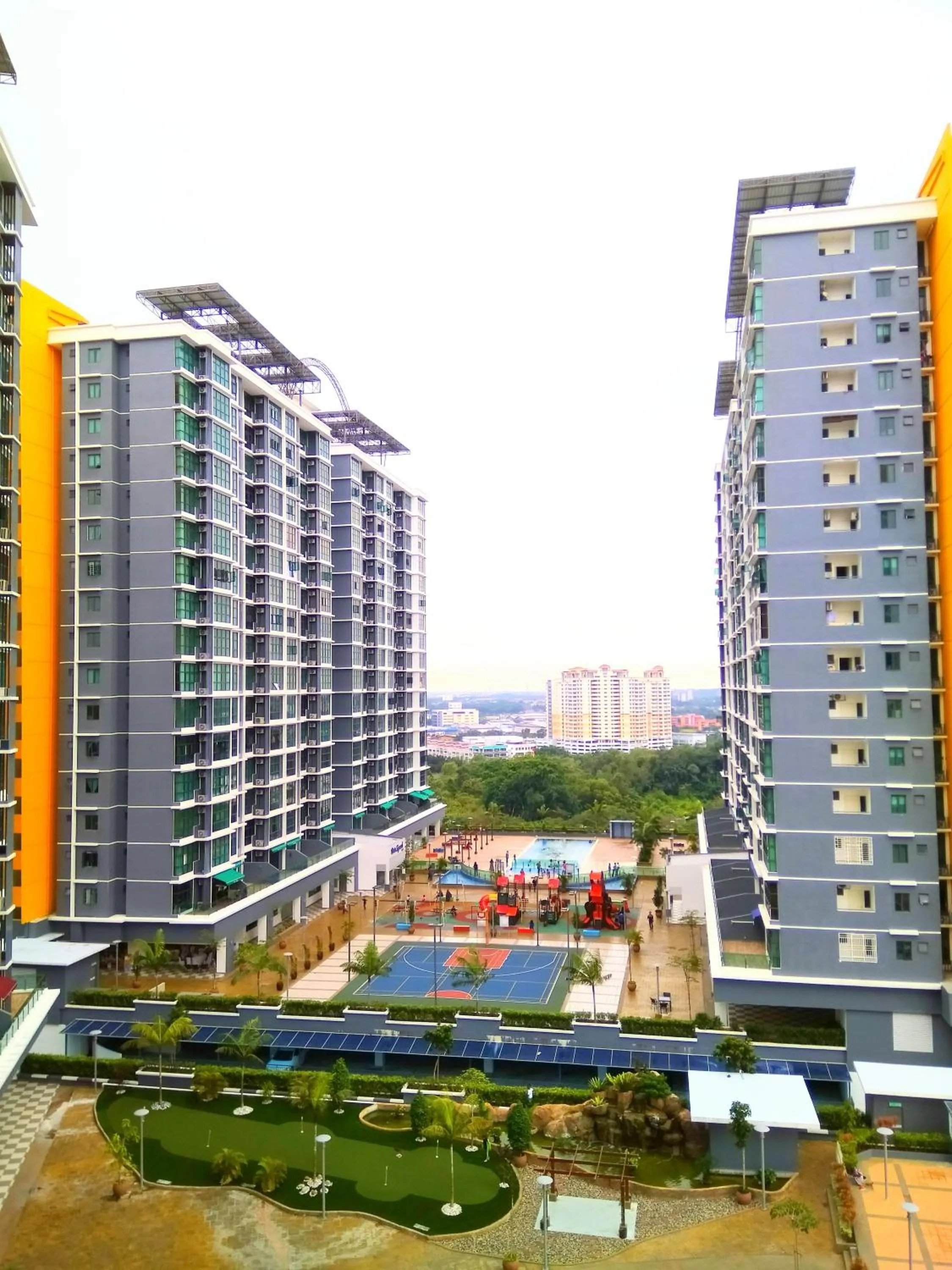 Property building in Shah Suites Vista Alam