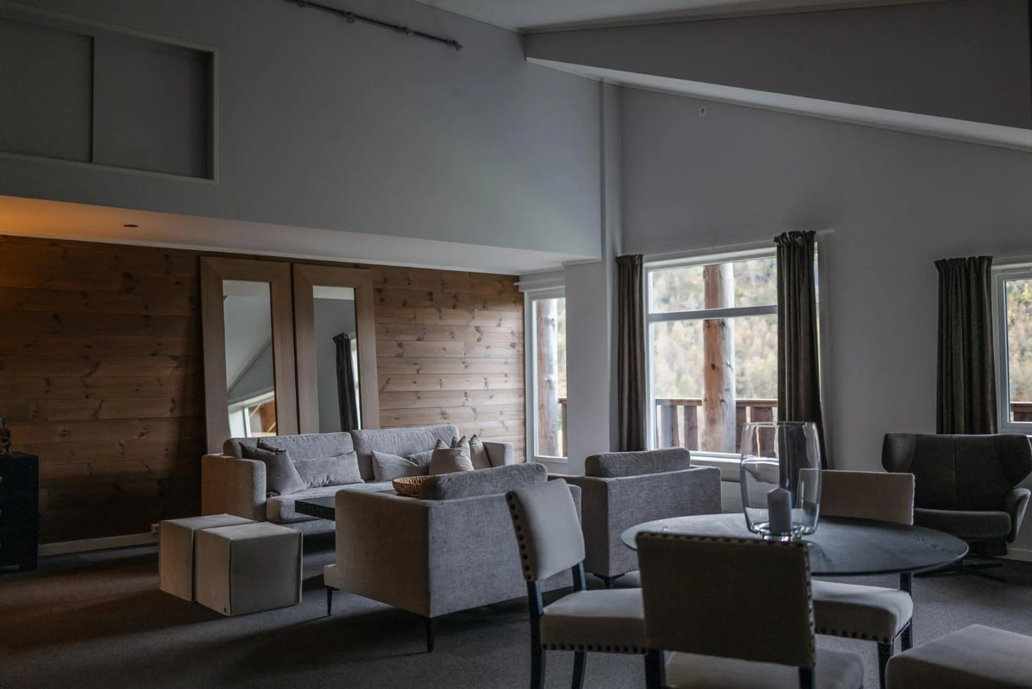 Living room in Blåtind Boutique Hotel