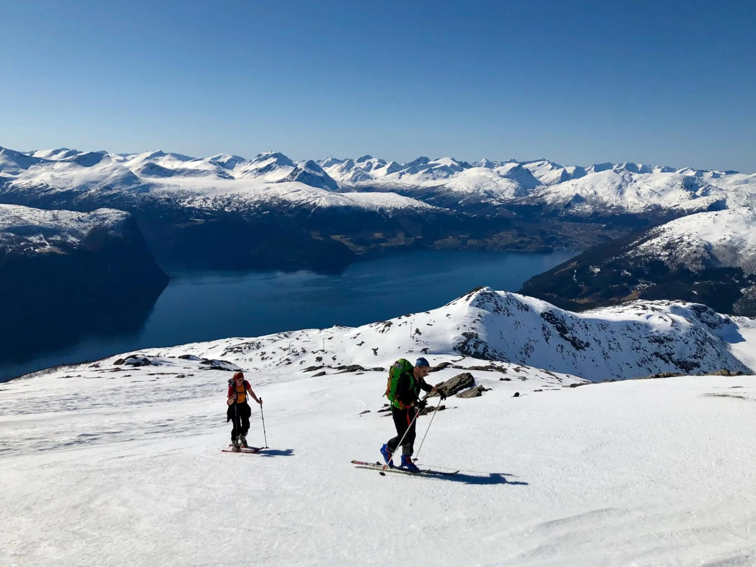 Skiing in Blåtind Boutique Hotel