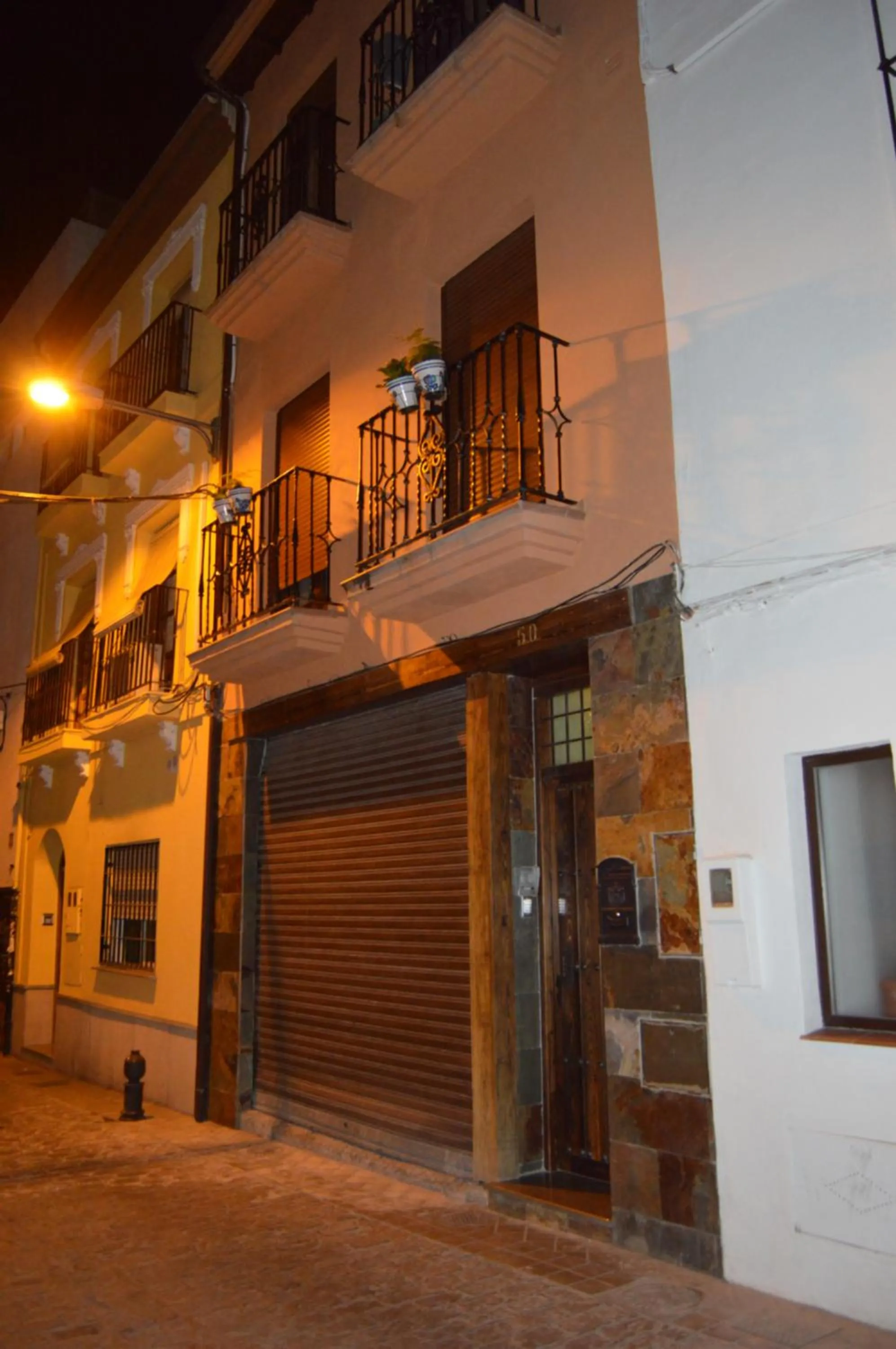 Property building in Kasa Kata