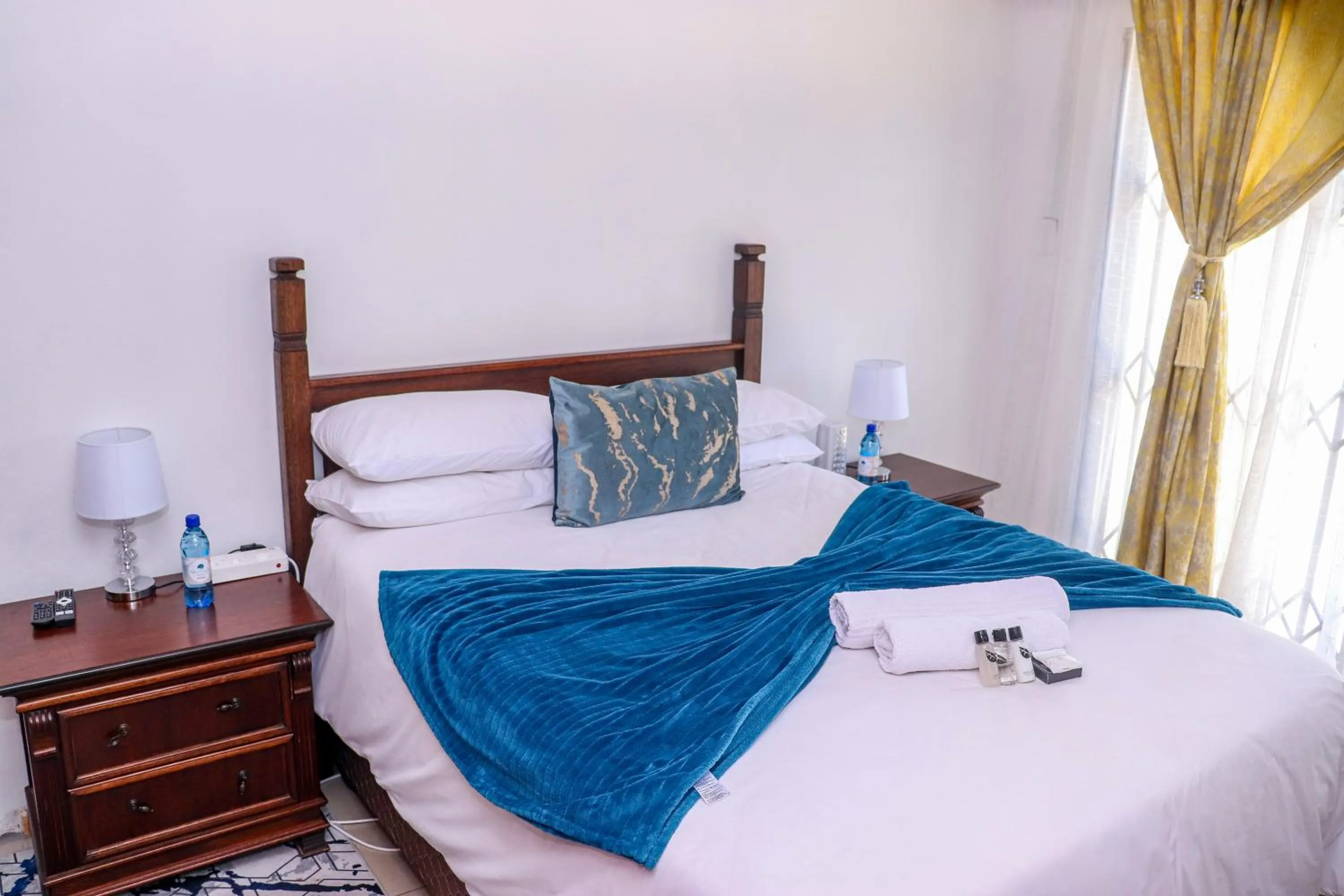 Bed in Nautilus Guesthouse