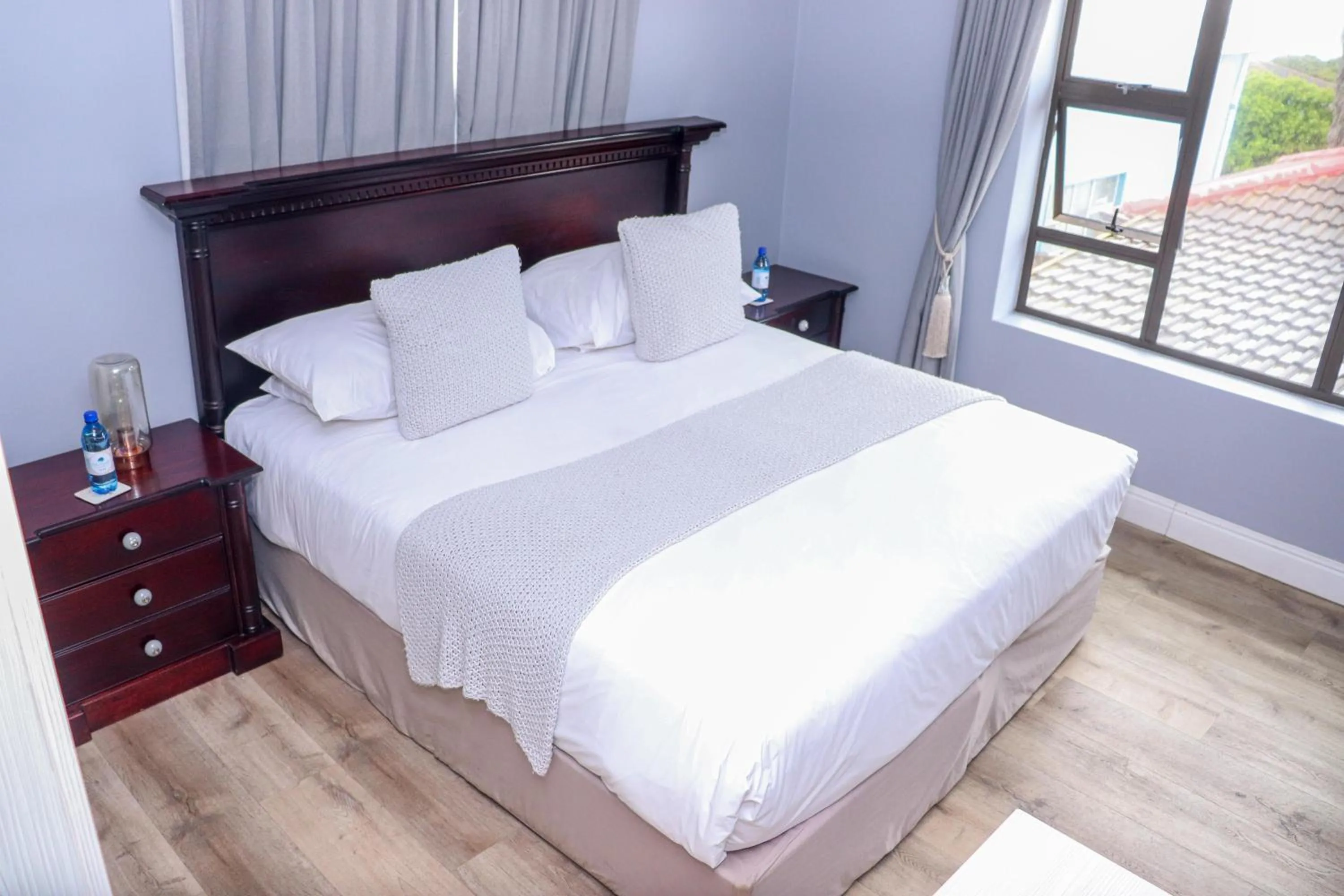 Bed in Nautilus Guesthouse