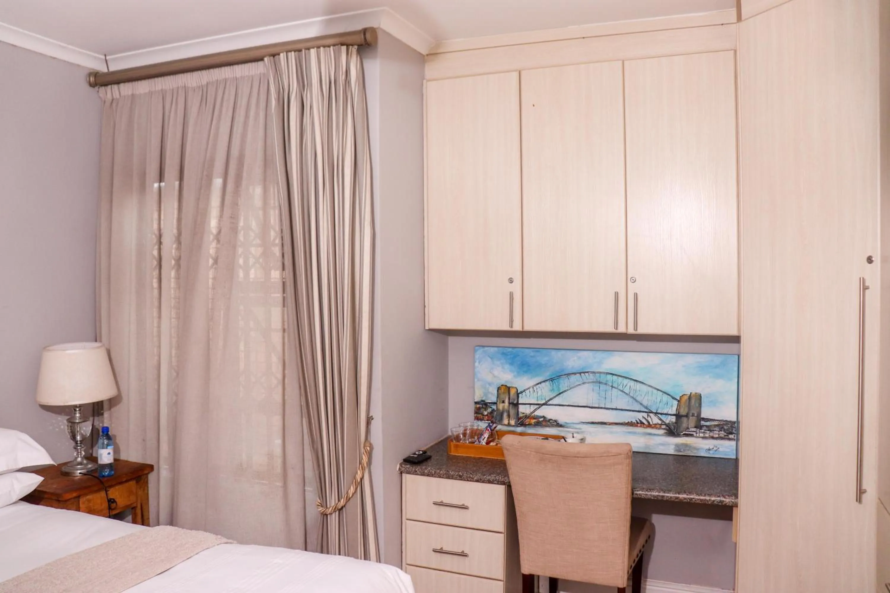 Bed in Nautilus Guesthouse