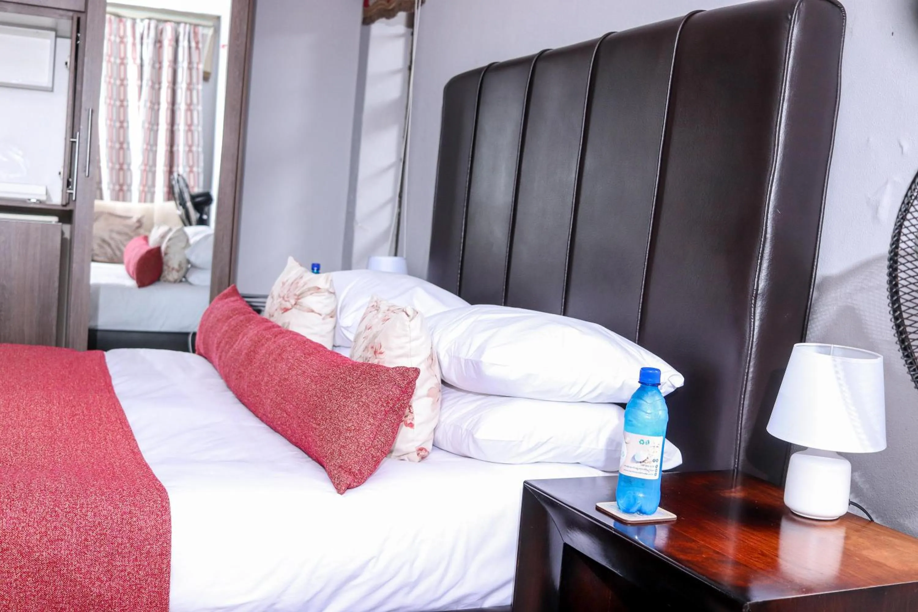 Bed in Nautilus Guesthouse