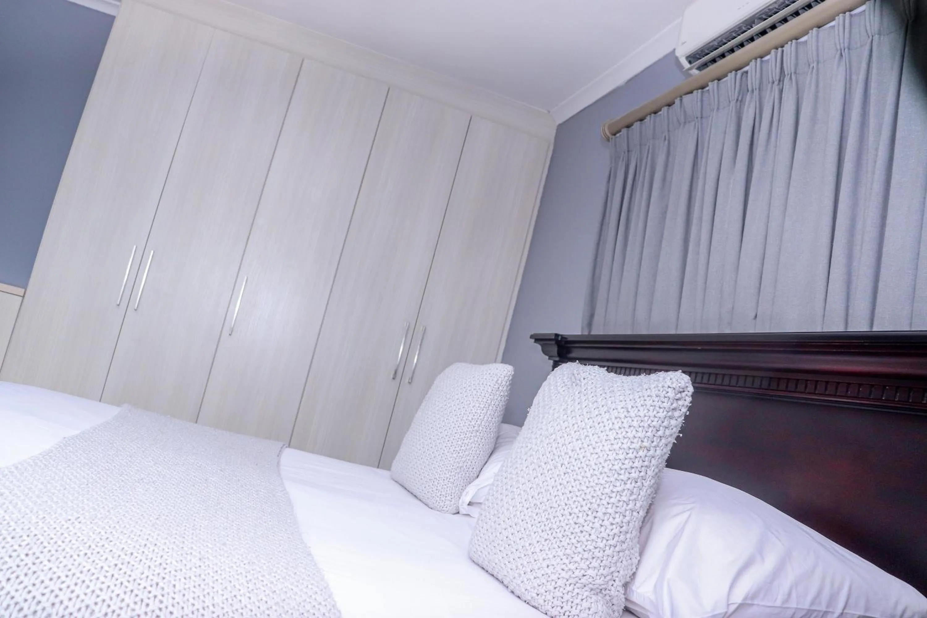 Bed in Nautilus Guesthouse