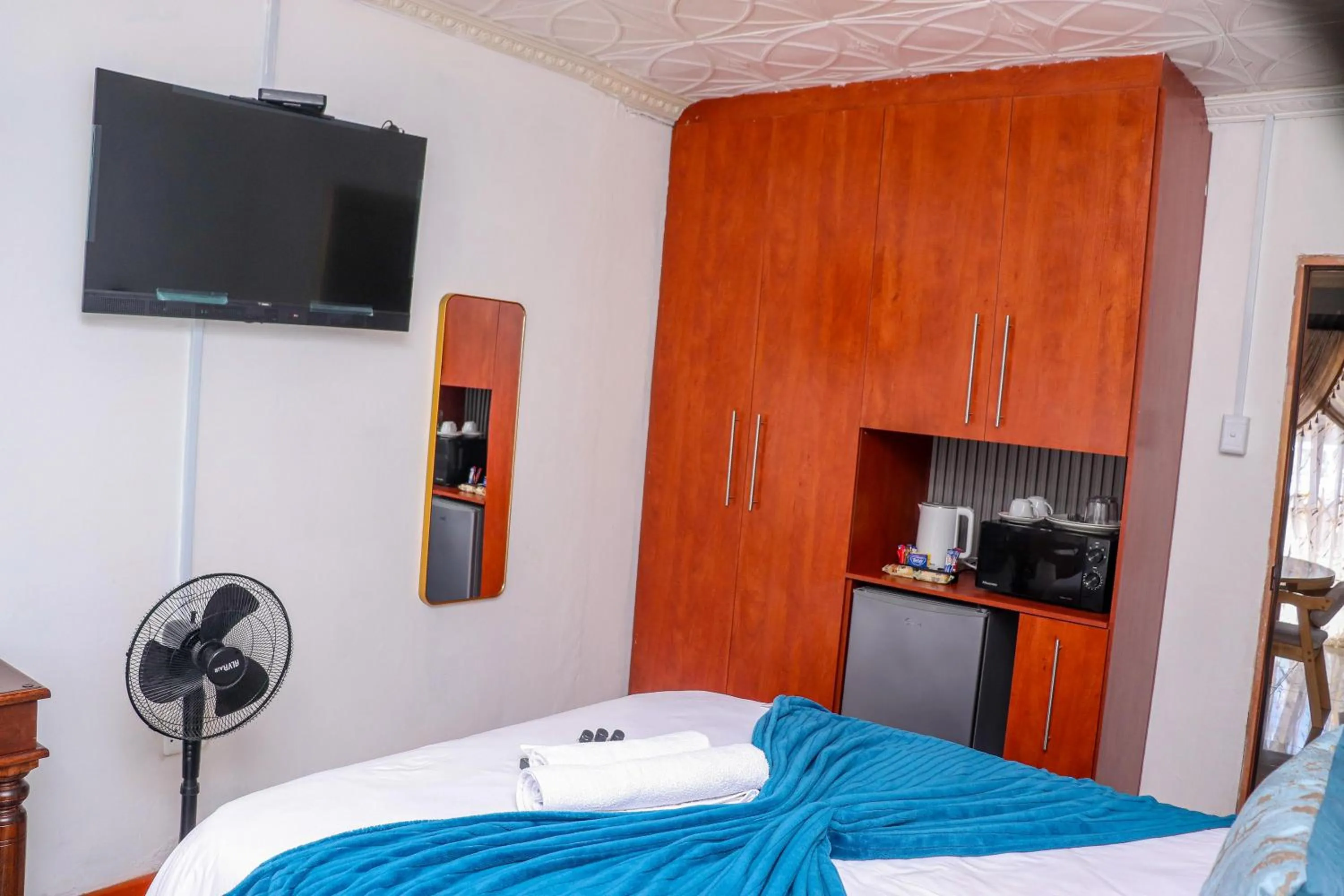 Bed in Nautilus Guesthouse