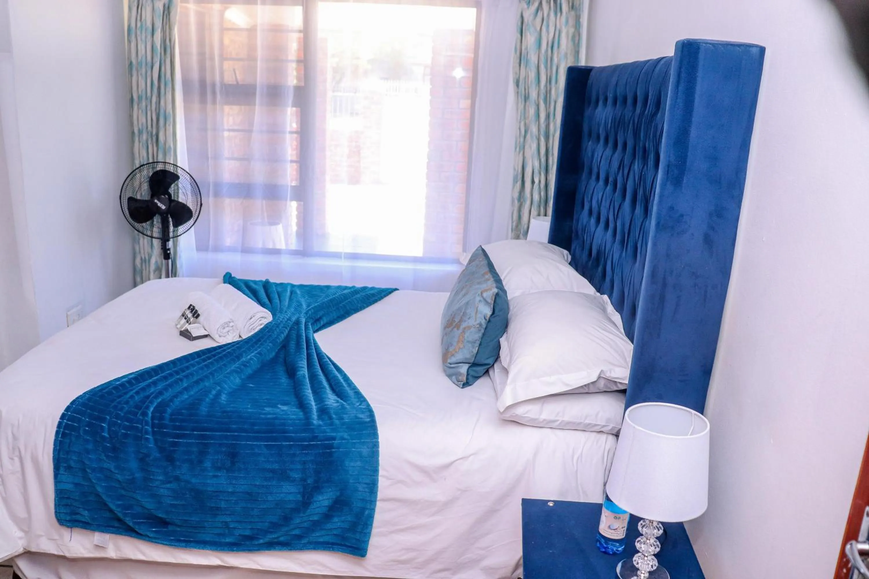 Bed in Nautilus Guesthouse