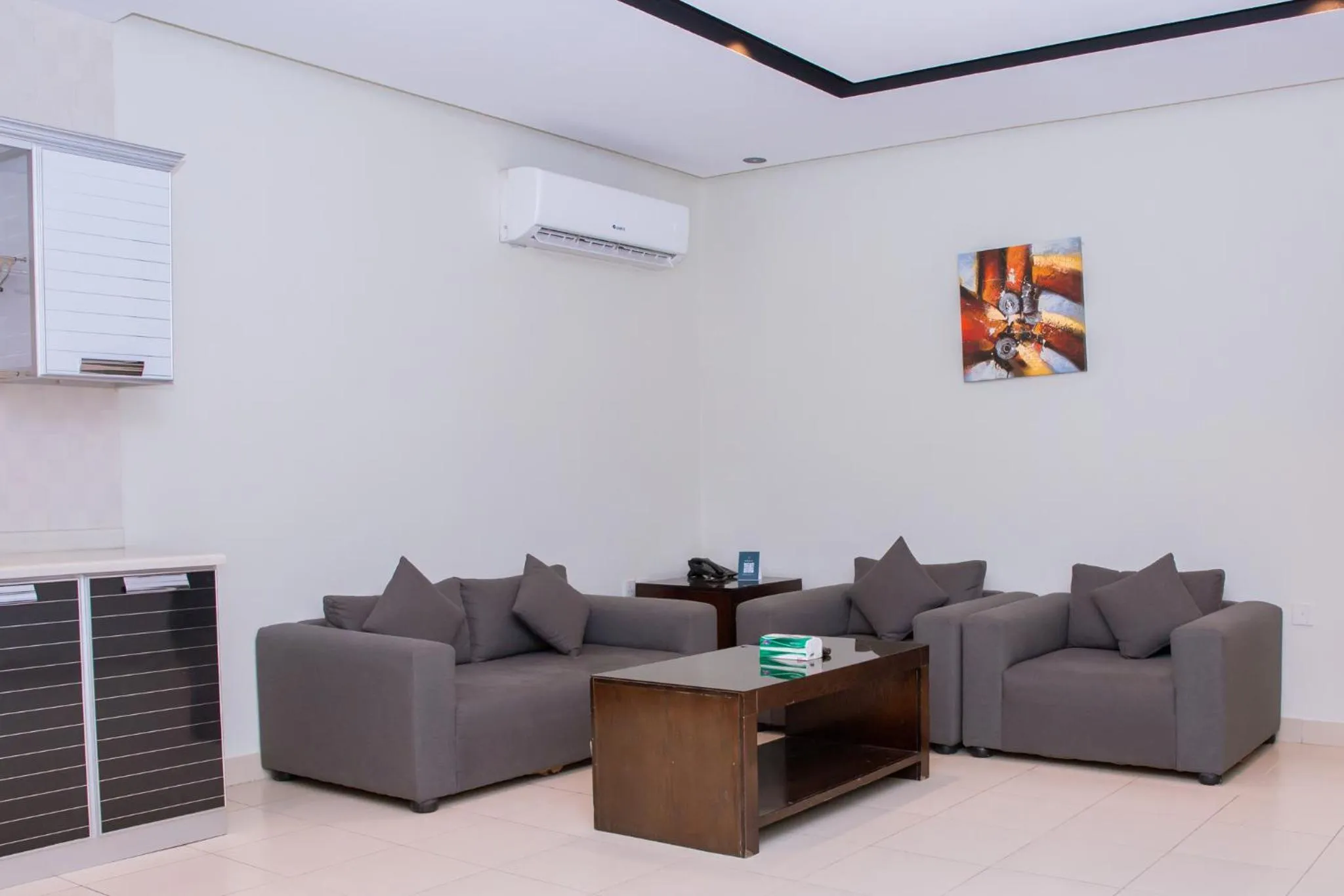 Triple Tree Serviced Apartments - الشجرة الثلاثية للشقق المخدومة