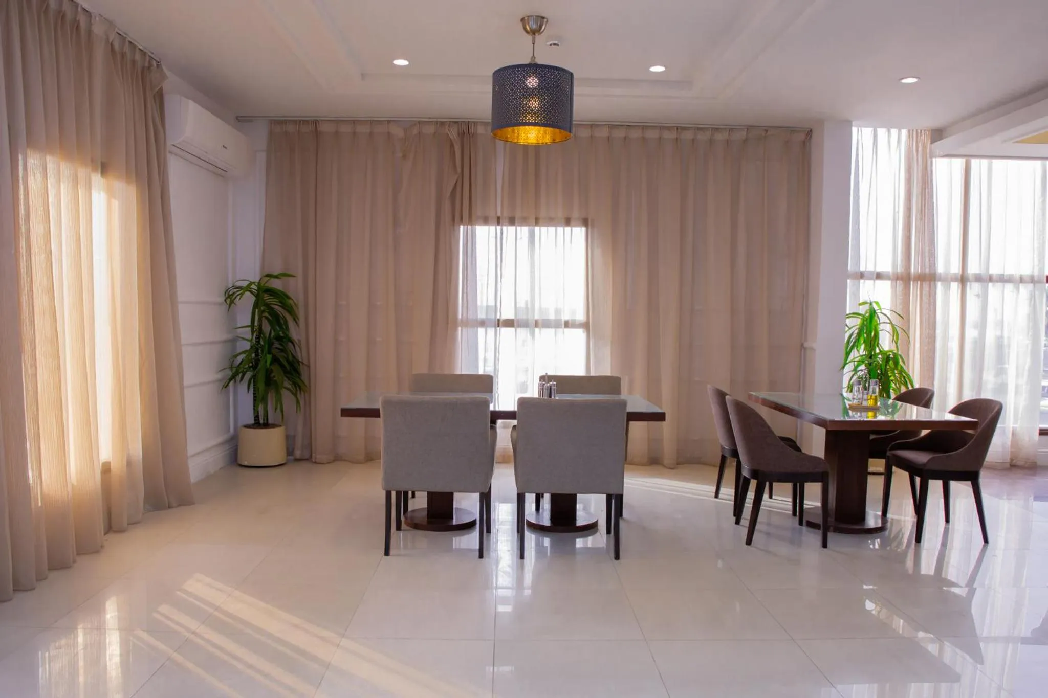 Triple Tree Serviced Apartments - الشجرة الثلاثية للشقق المخدومة