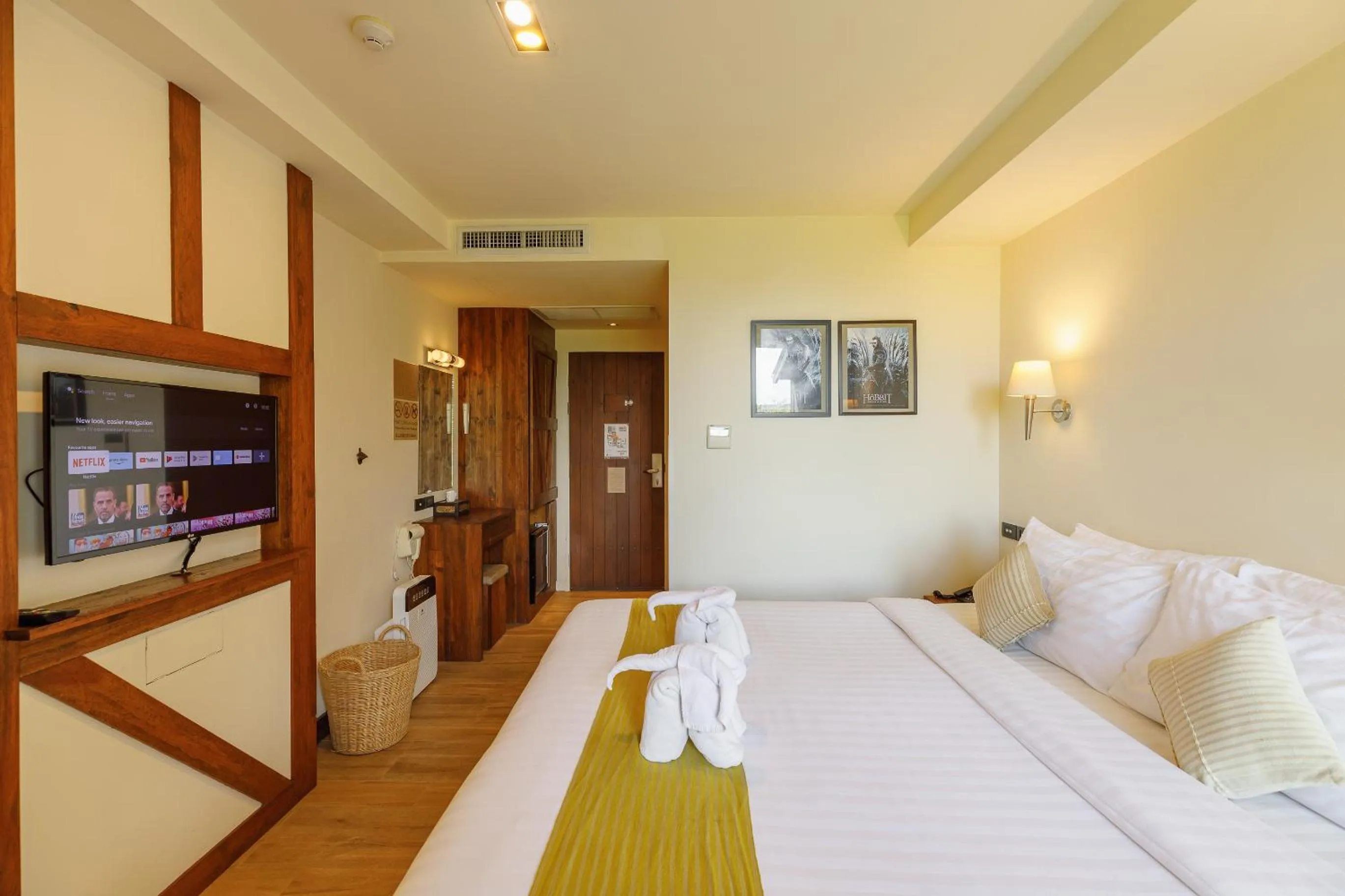 Bedroom, Bed in Le Charcoa Hotel